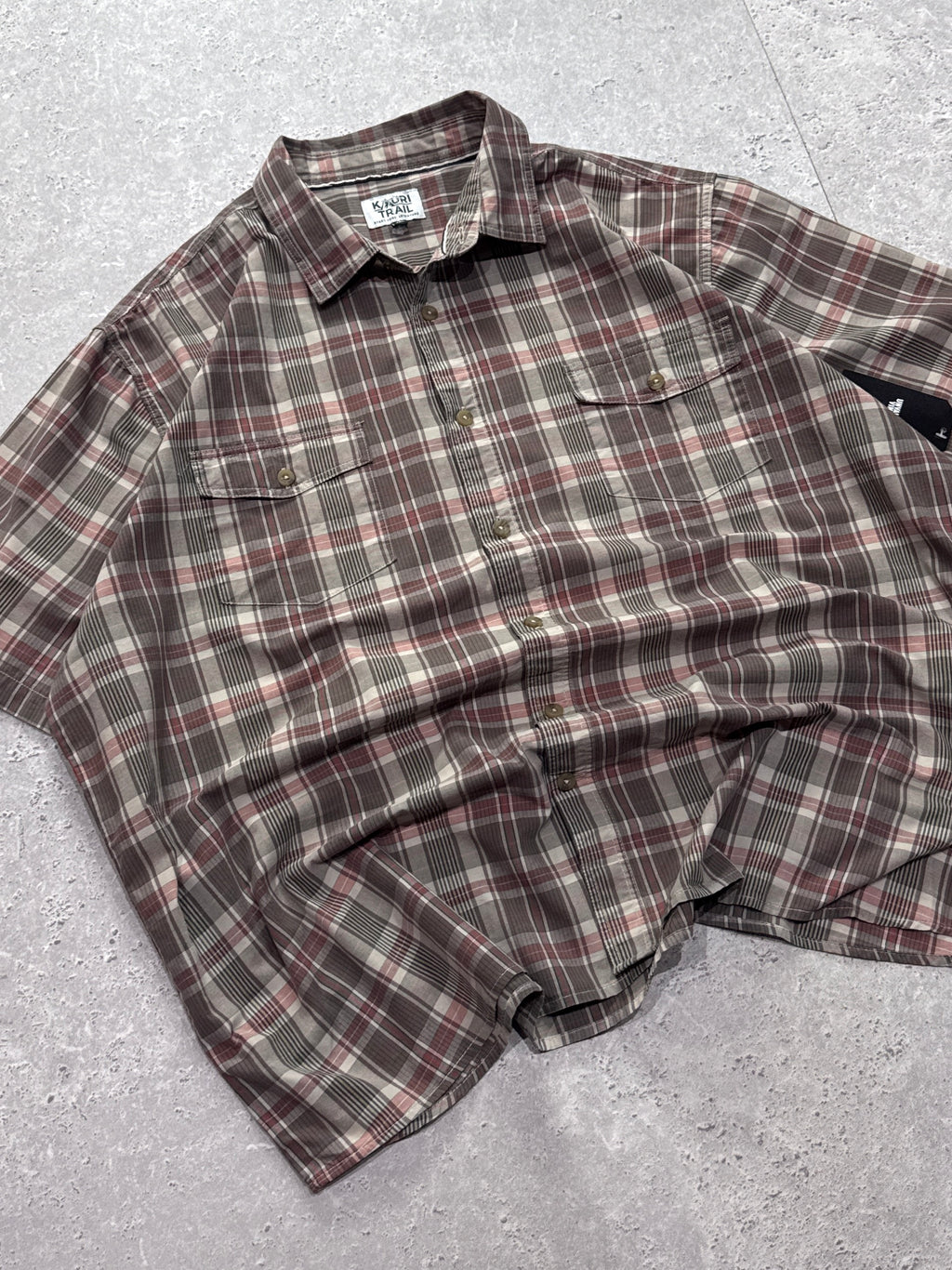 Vintage 2000s Plaid Button Up Shirt (XXL)