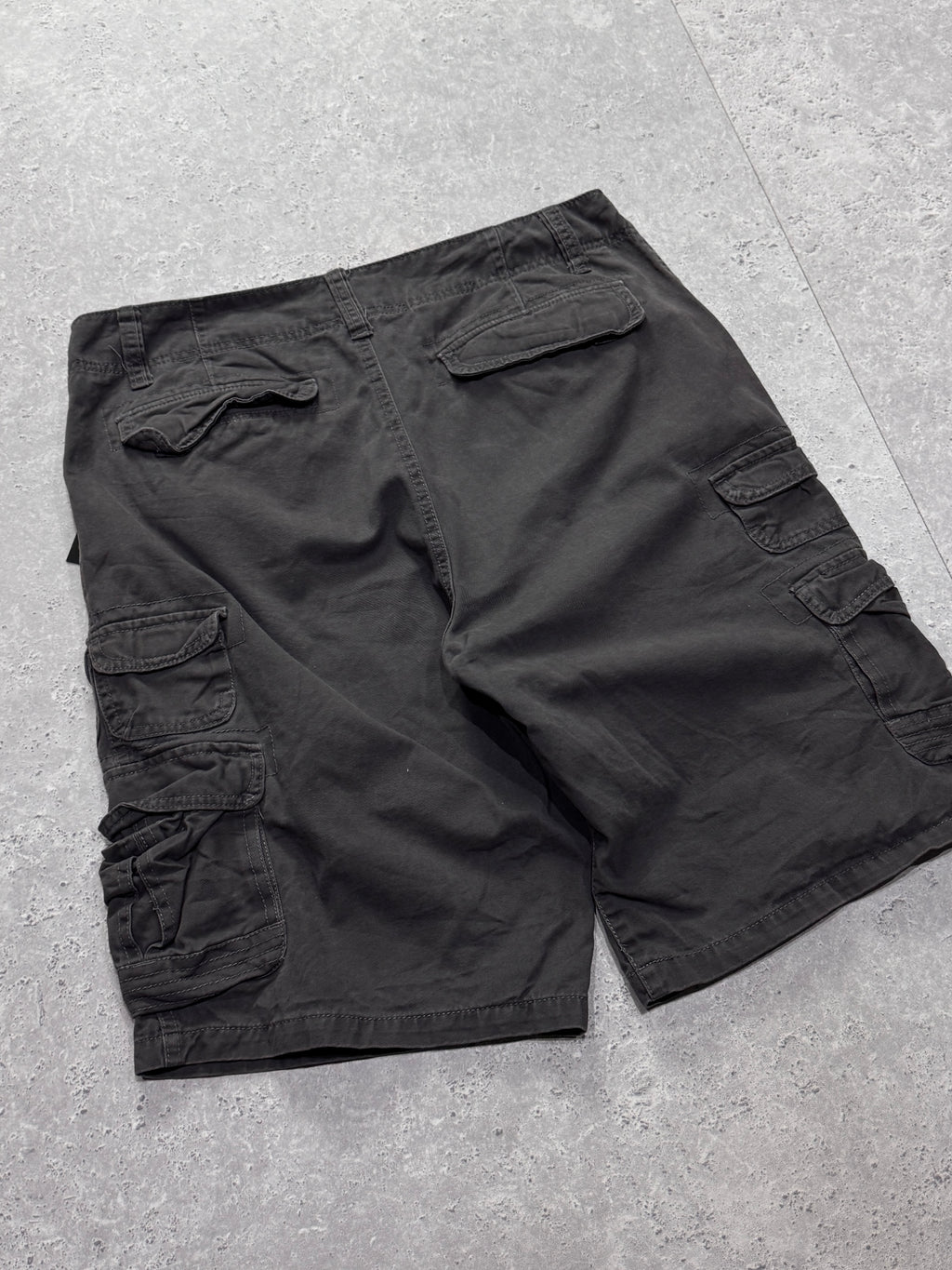 Vintage 2000s Ocean Pacific Cargo Shorts (36”)