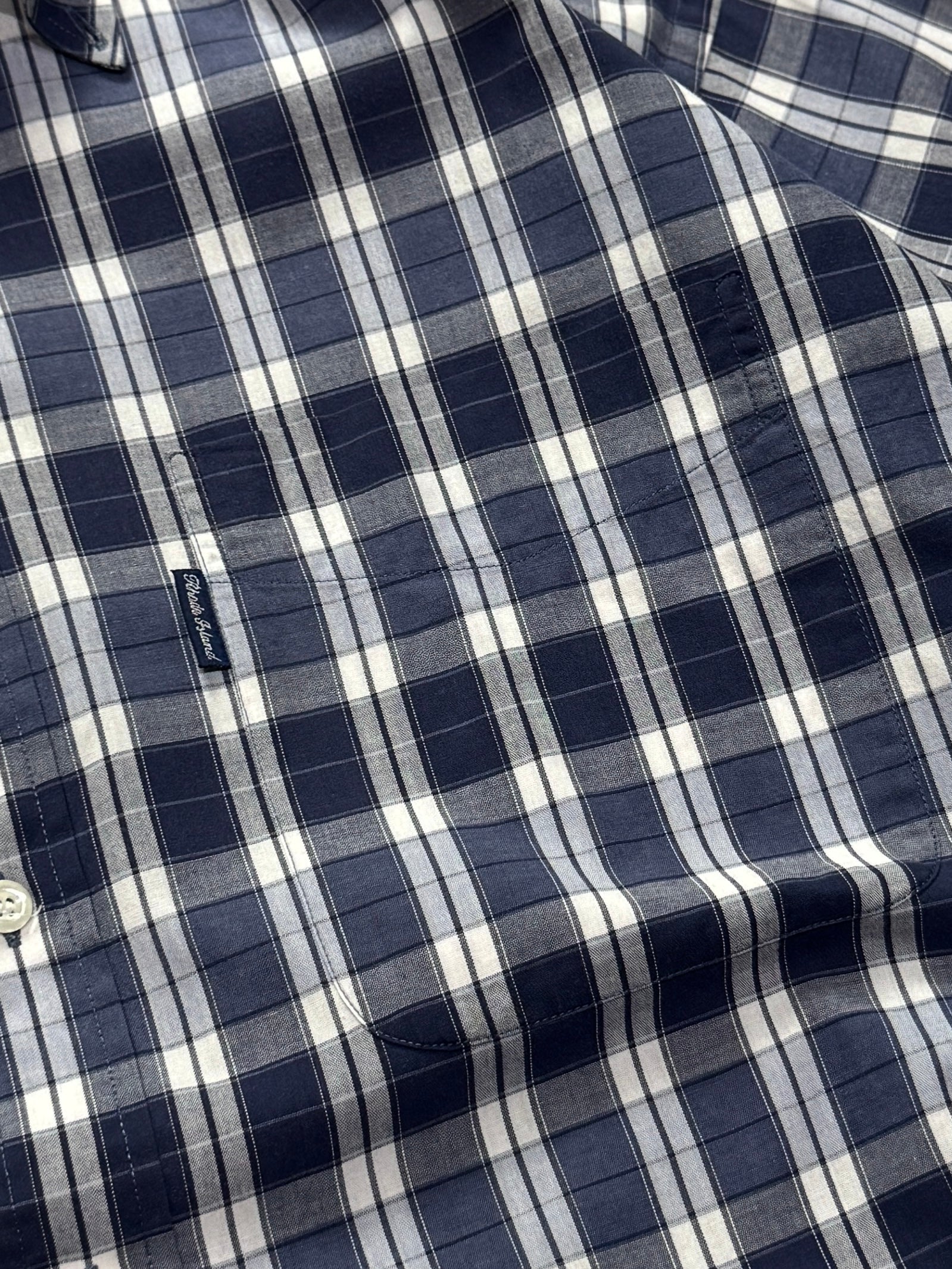 Vintage 2000s Plaid Button Up Shirt (XL)