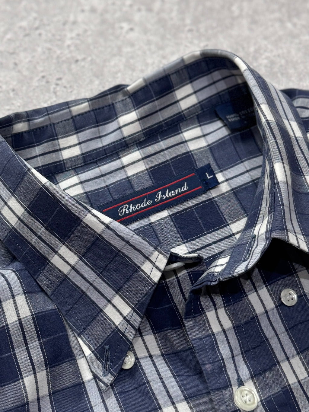 Vintage 2000s Plaid Button Up Shirt (XL)