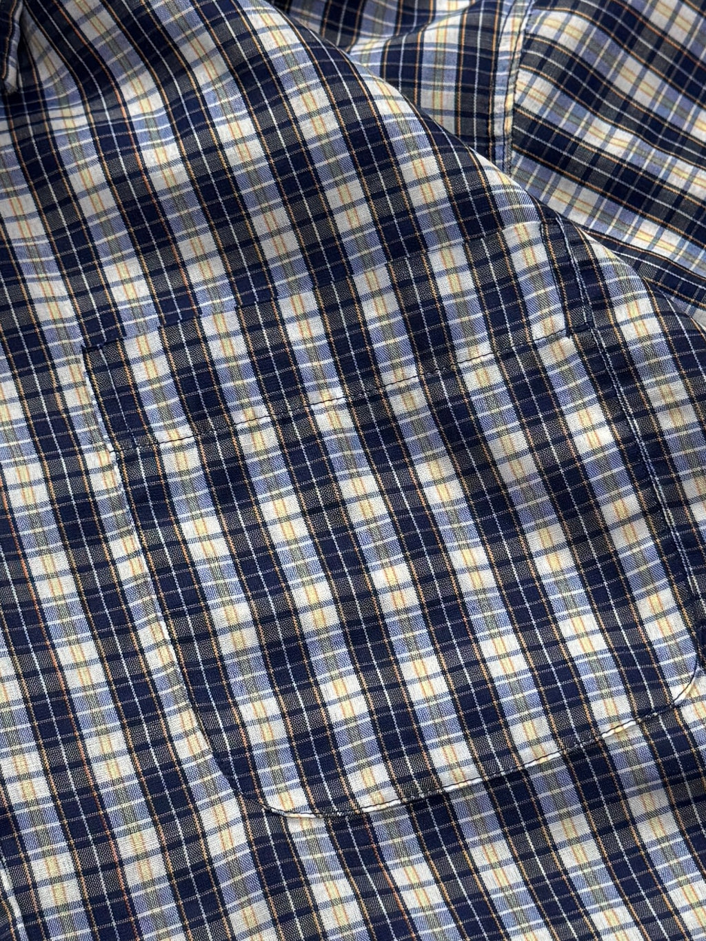 Vintage 2000s Plaid Button Up Shirt (XL)