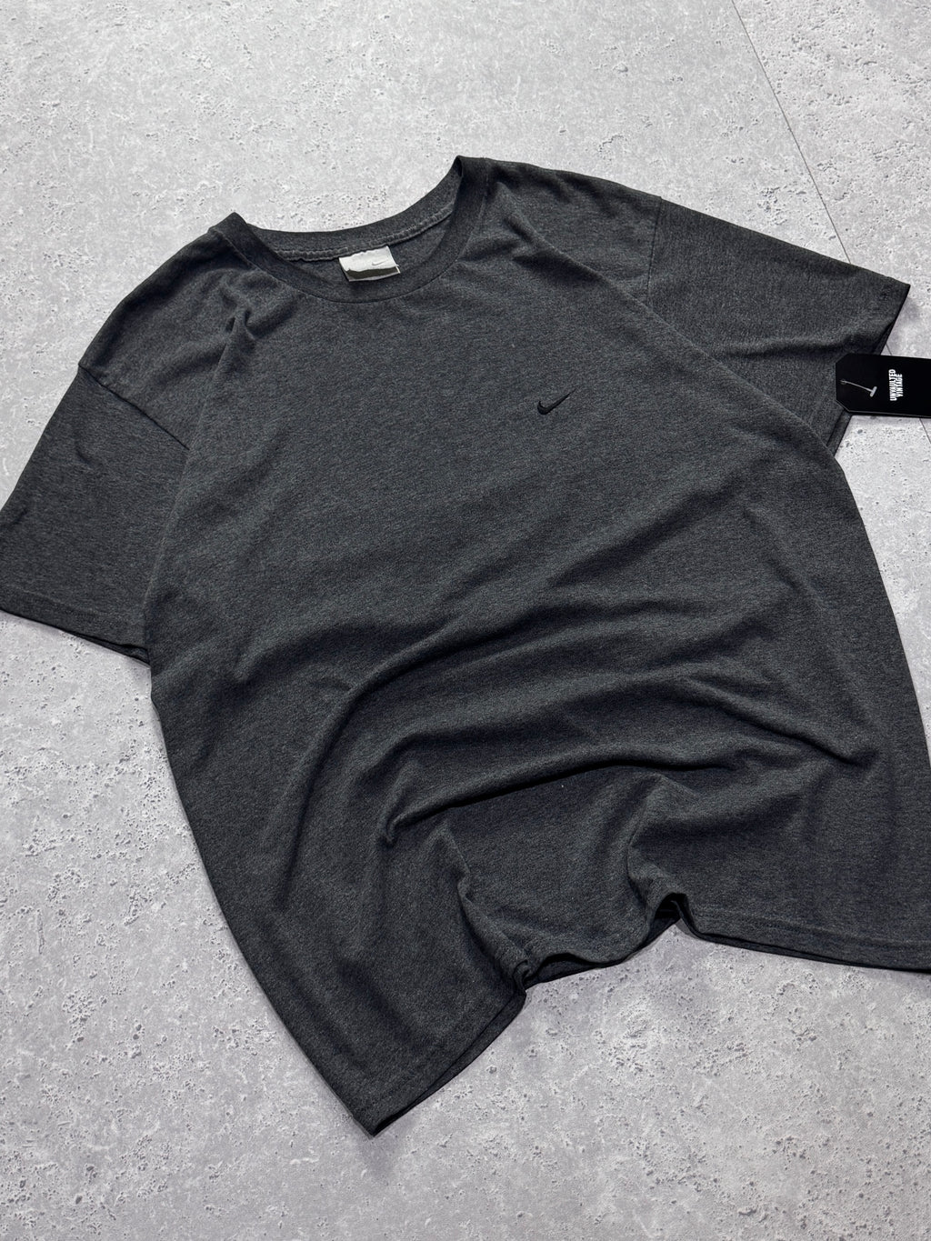 Vintage 2000s Nike Embroidered Tee (M)
