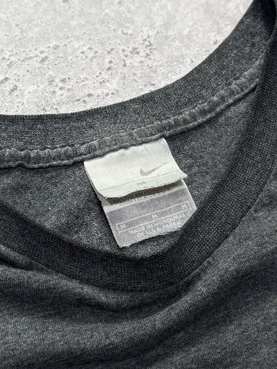 Vintage 2000s Nike Embroidered Tee (M)