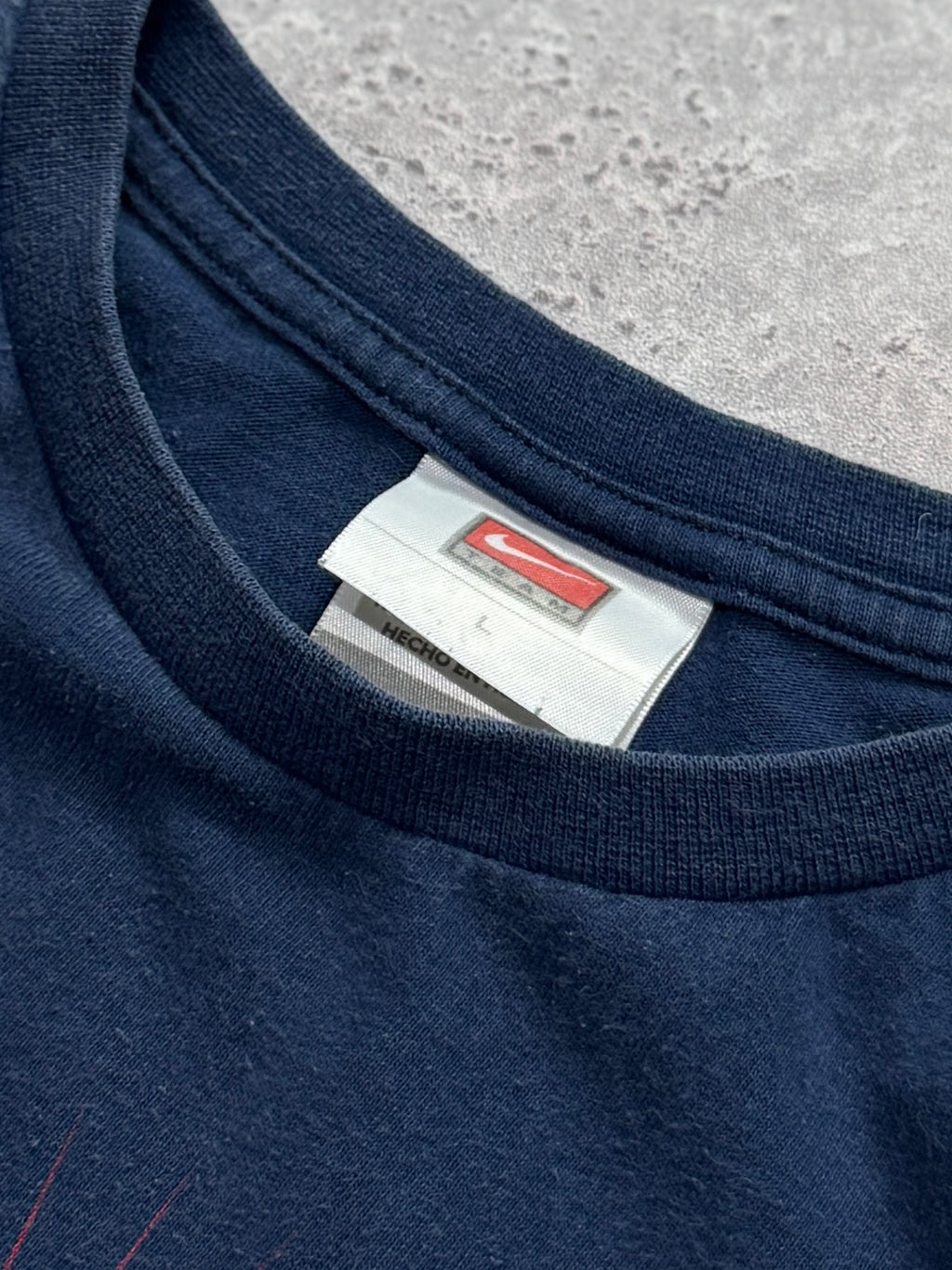 Vintage 2000s Nike X USA Football Tee (S)