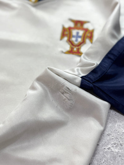 Vintage 2000s Nike X Portugal Football Jersey (M)