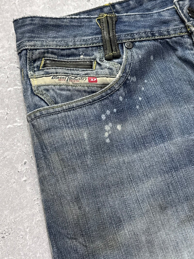 Vintage Y2K Diesel Denim Jeans (32”)