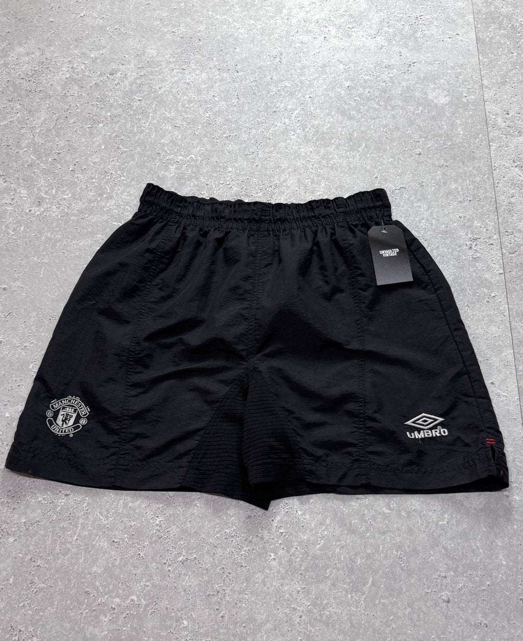 Vintage 90s Umbro X Manchester United Football Training Shorts (M)