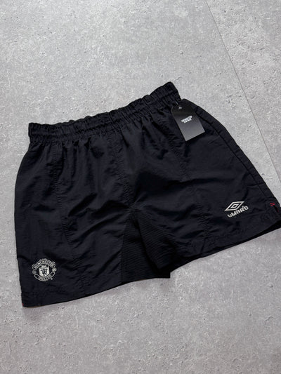 Vintage 90s Umbro X Manchester United Football Training Shorts (M)