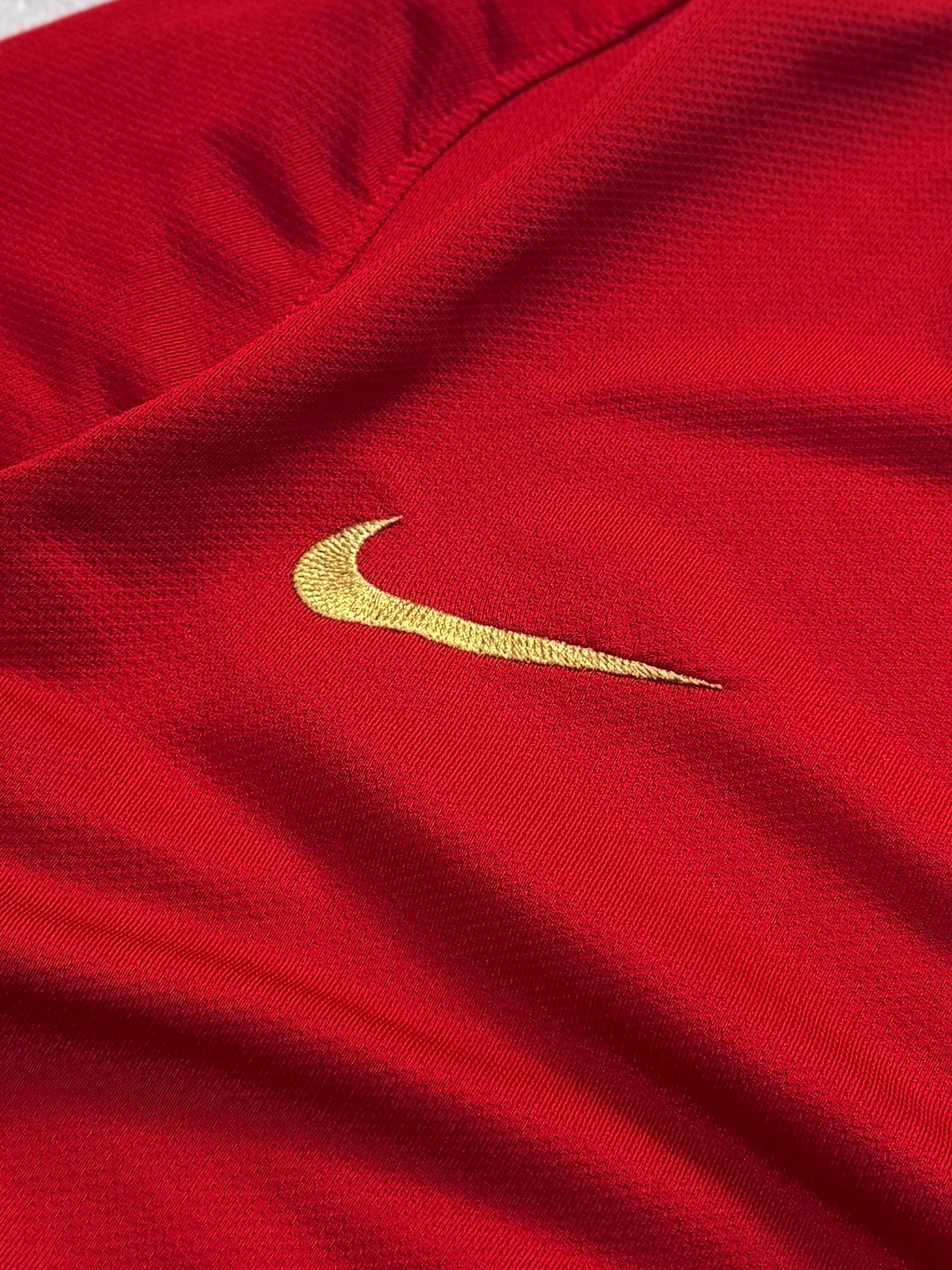 Vintage 2000s Nike X Portugal Football Jersey (L)