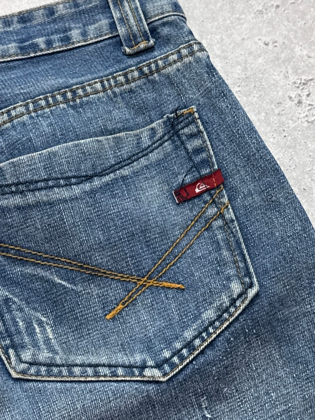 Vintage Y2K Quiksilver Denim Jorts (36”)