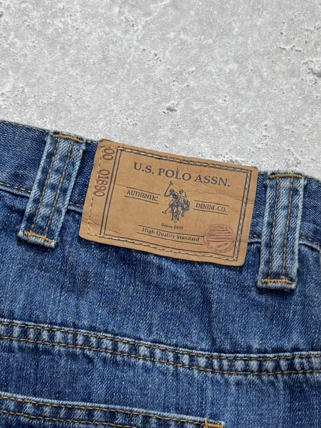 Vintage 2000s US Polo Assn Carpenter Jorts (40”)