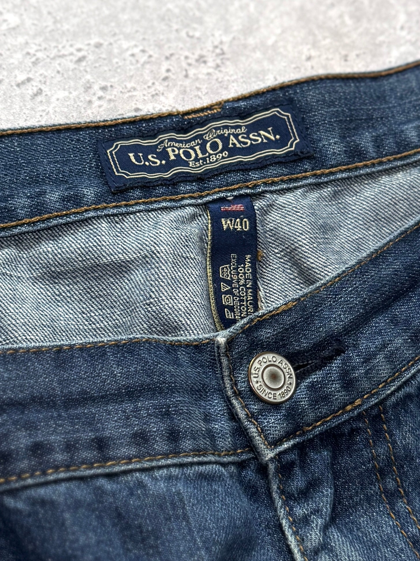 Vintage 2000s US Polo Assn Carpenter Jorts (40”)