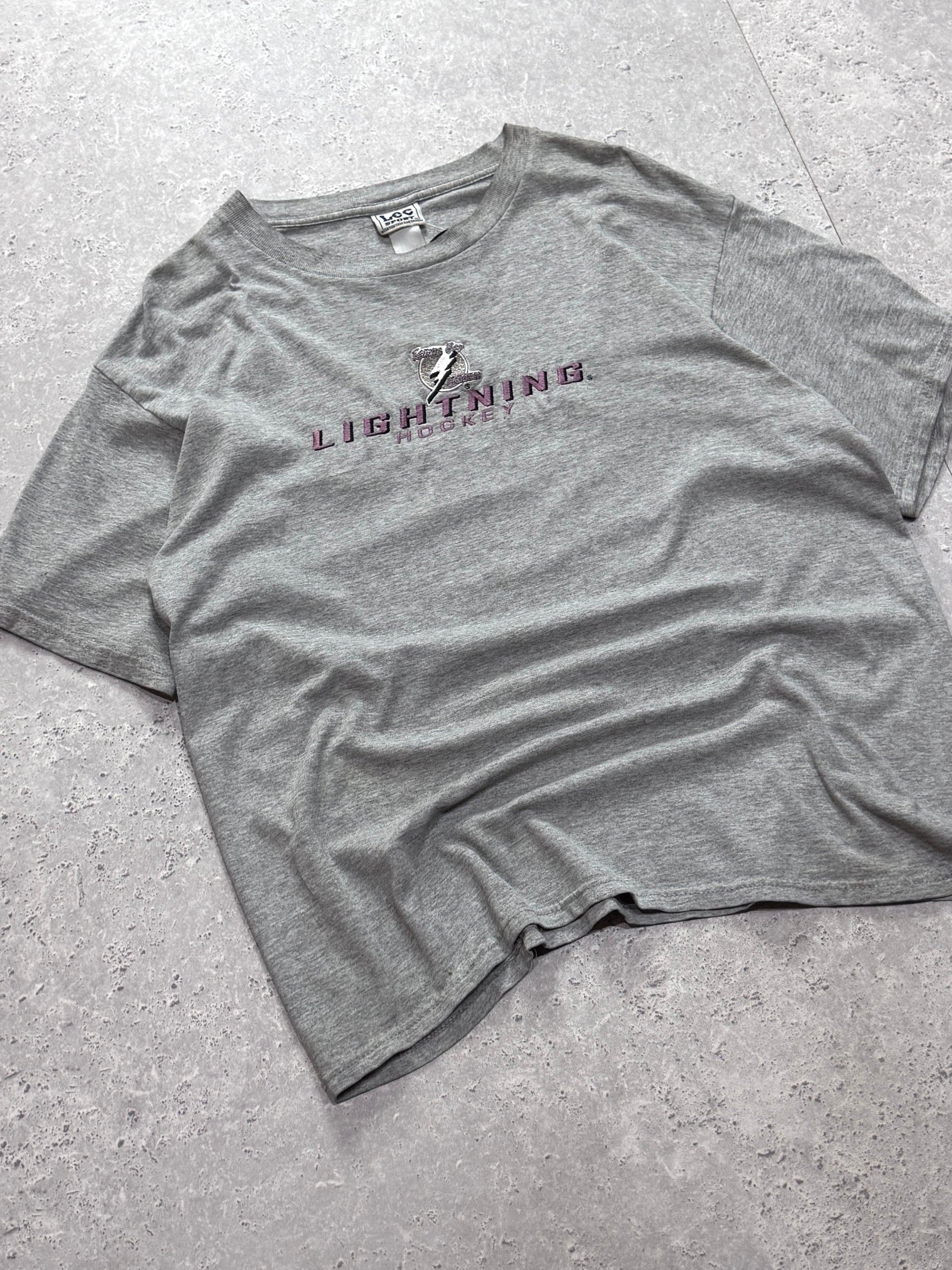 Vintage 2000s Tampa Bay Lightning NHL Tee (L)