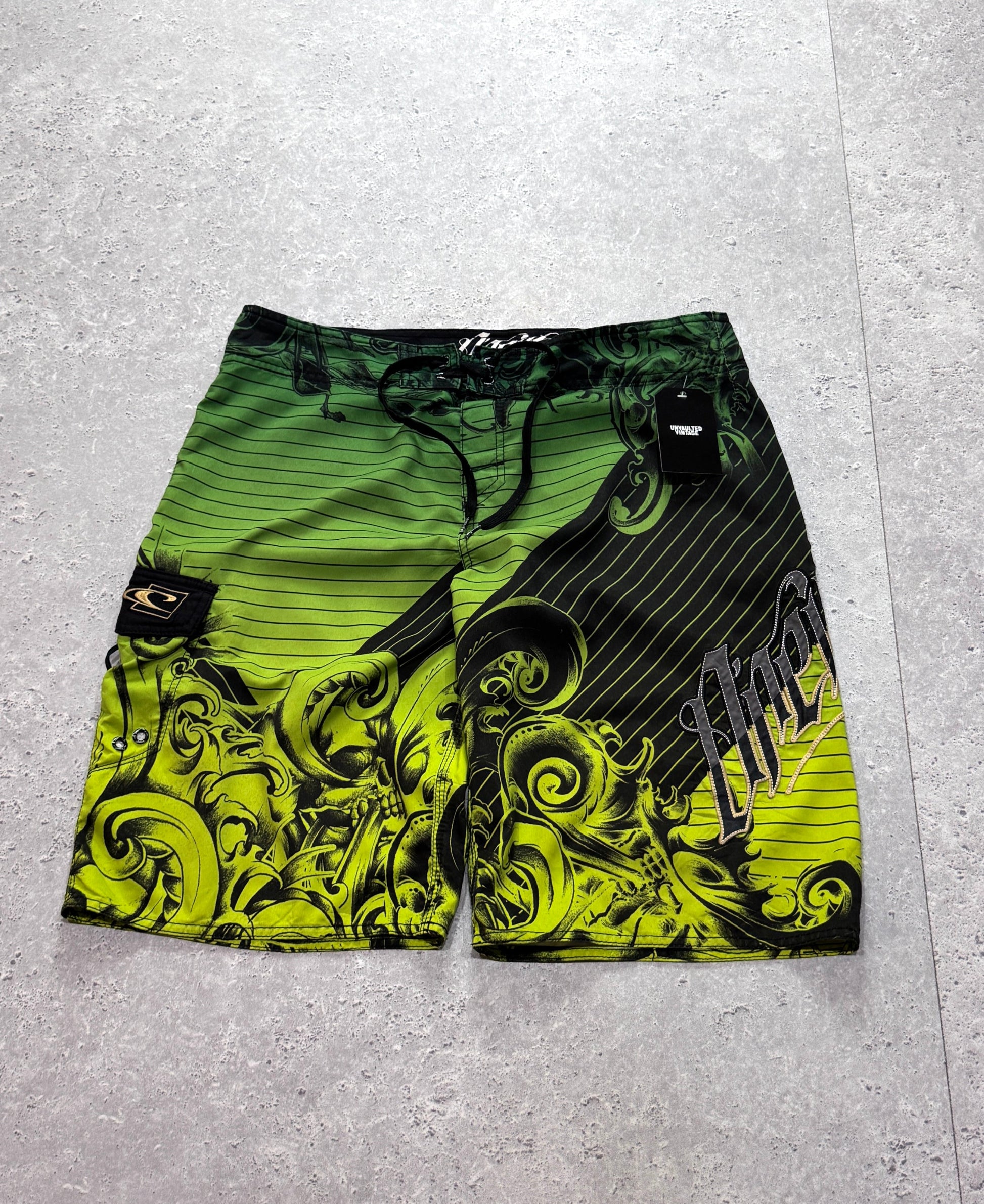 Vintage Y2K O’Neill Graphic Boardshorts (34”)