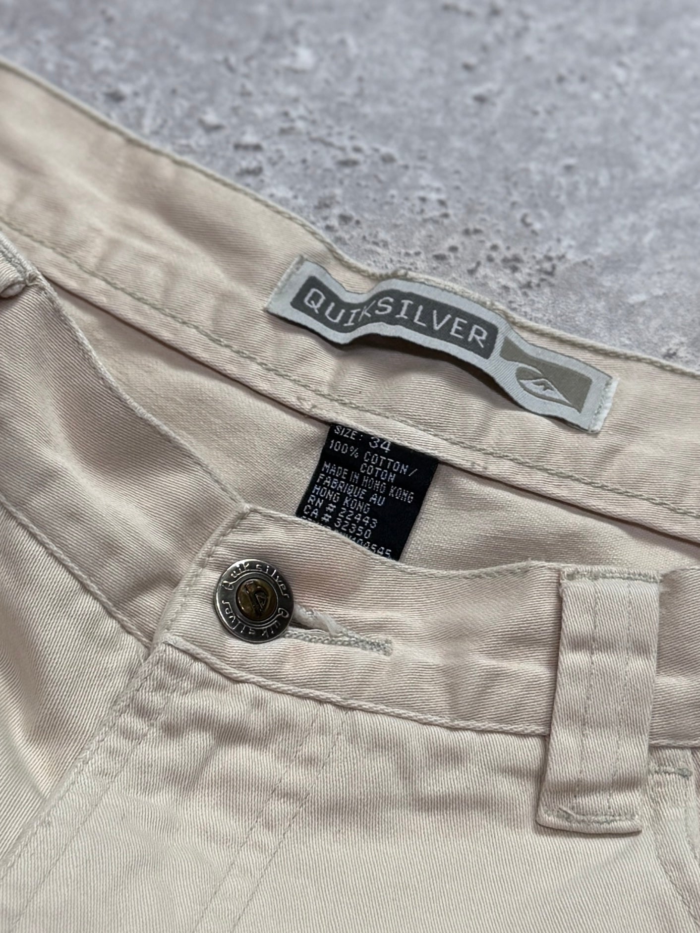 Vintage 2000s Quiksilver Cargo Shorts (34”)