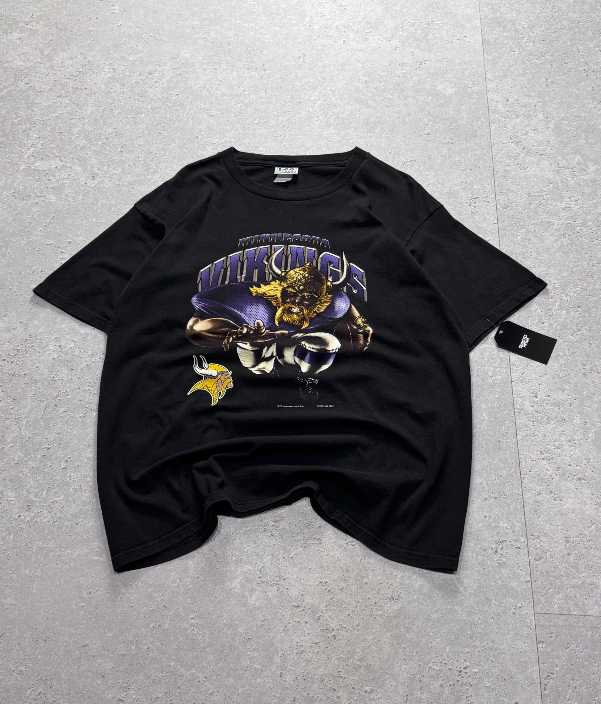 Vintage 2000s Minnesota Vikings NFL Tee (L)