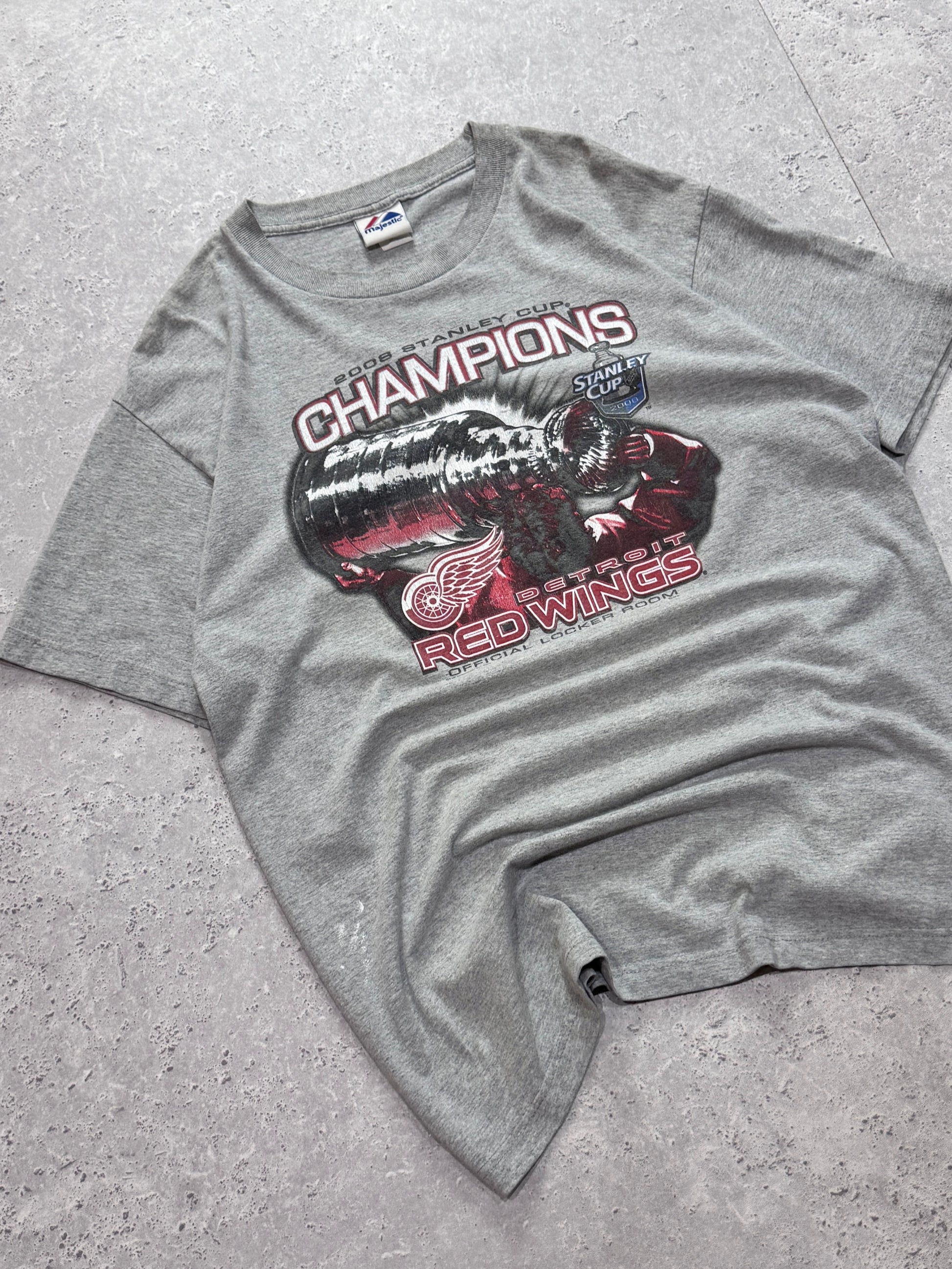 Vintage 2000s Detroit Red Wings Stanley Cup NHL Tee (L)