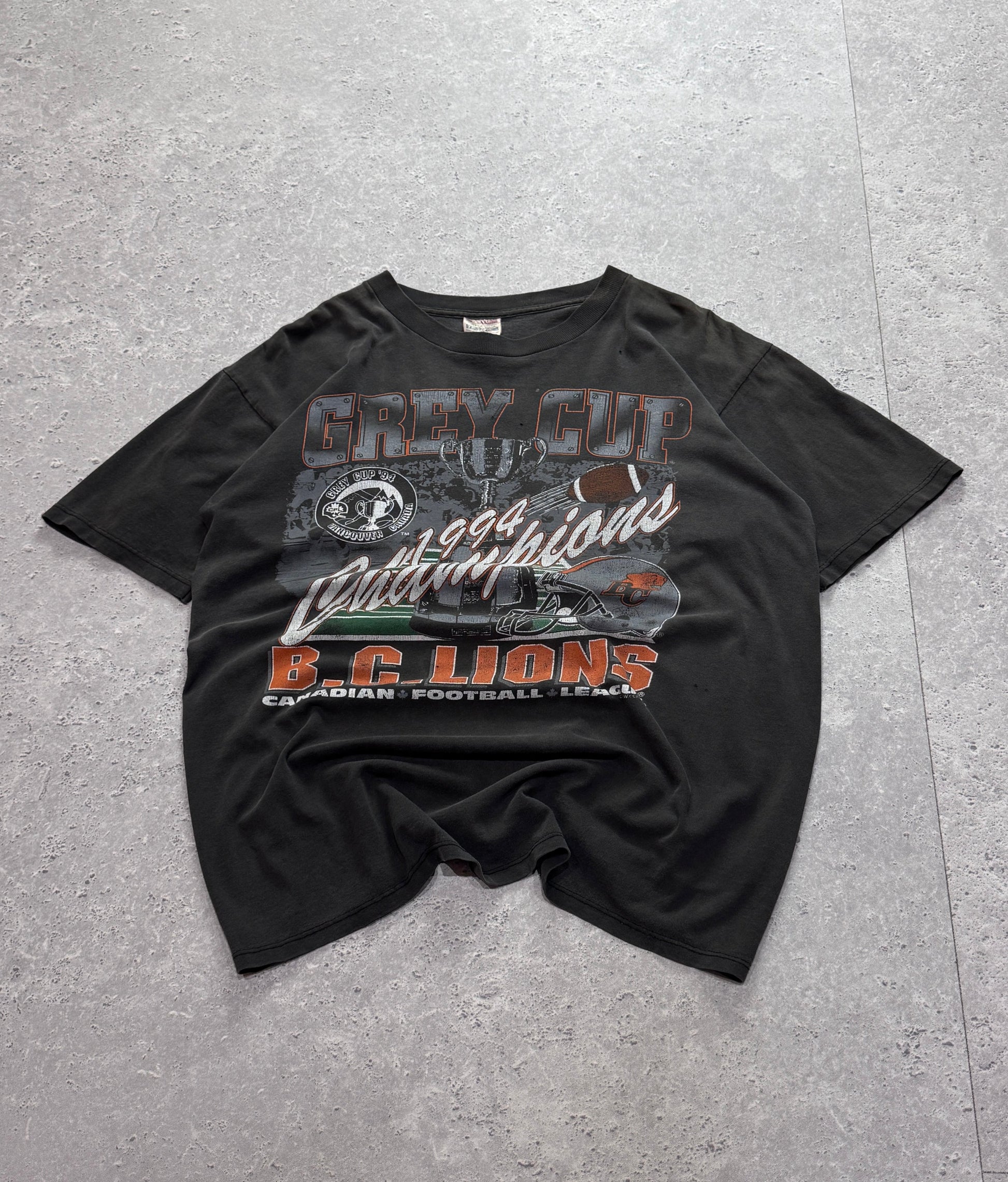 Vintage 1994 B.C. Lions College Tee (L)