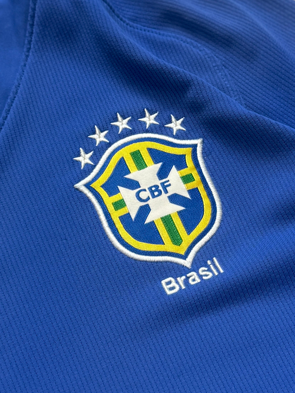 Vintage 2000s Nike X Brasil Football Jersey (M)
