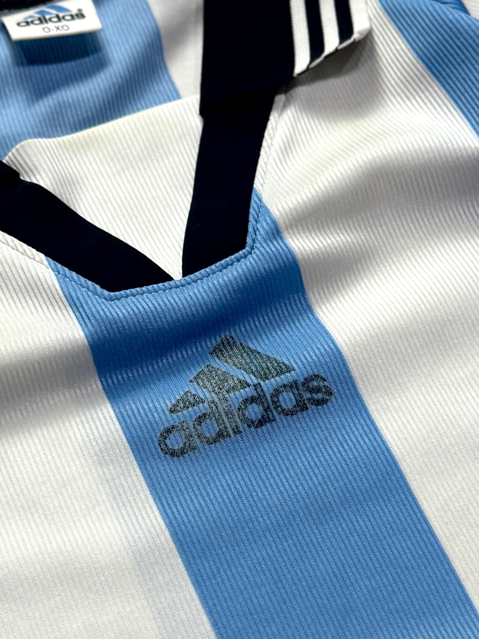 Vintage 2000s Adidas X Argentina Blank Football Jersey (XL)