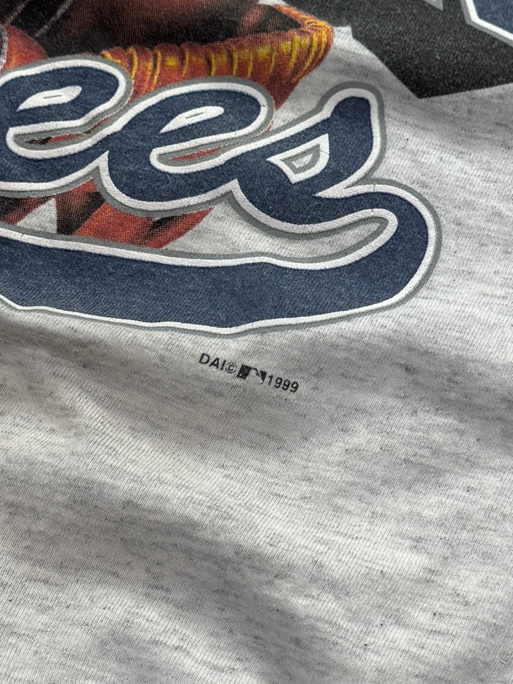 Vintage 90s New York Yankees MLB Graphic Tee (XL)
