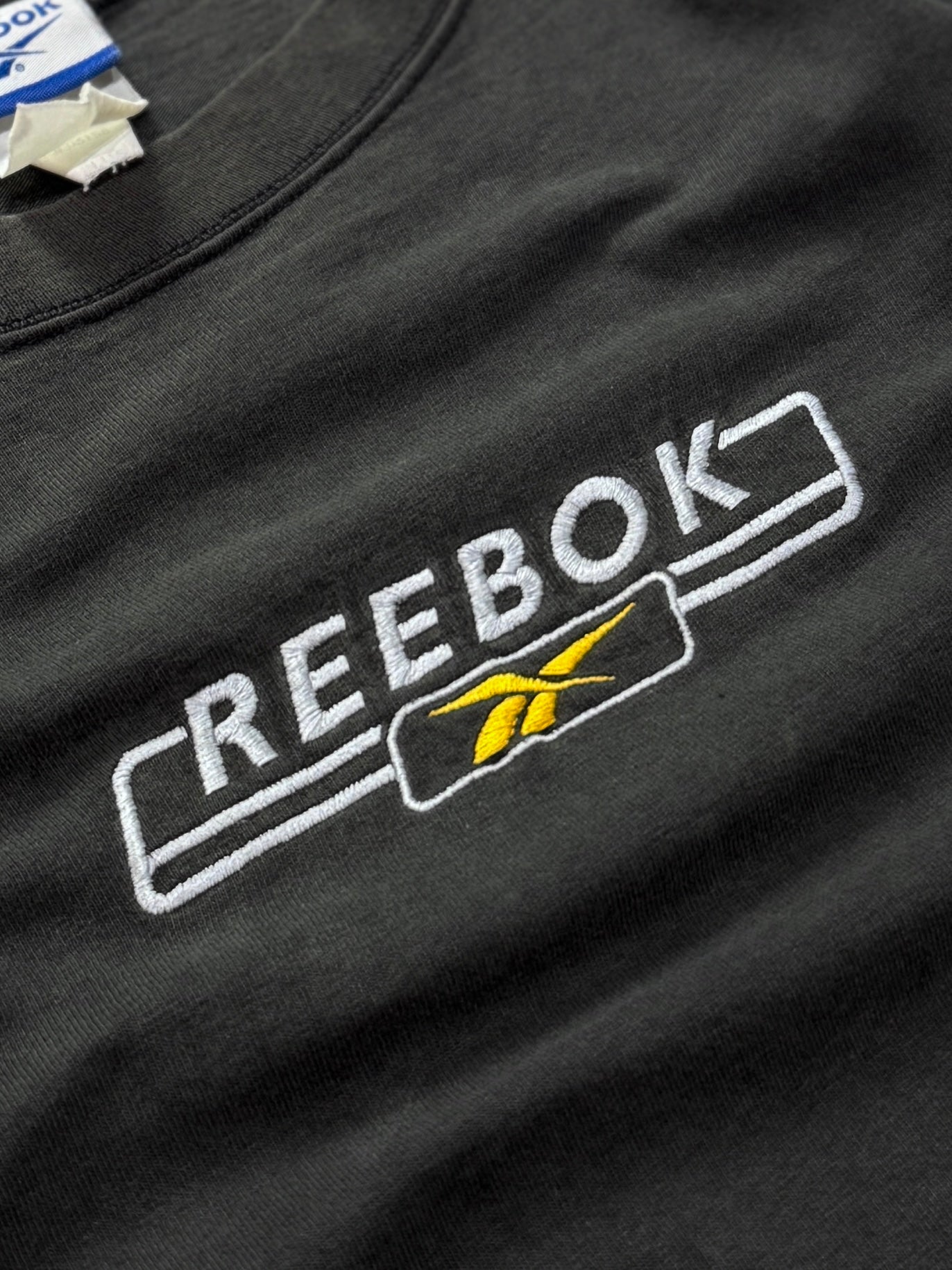 Vintage 2000s Reebok Spellout Embroidered Tee (XL)