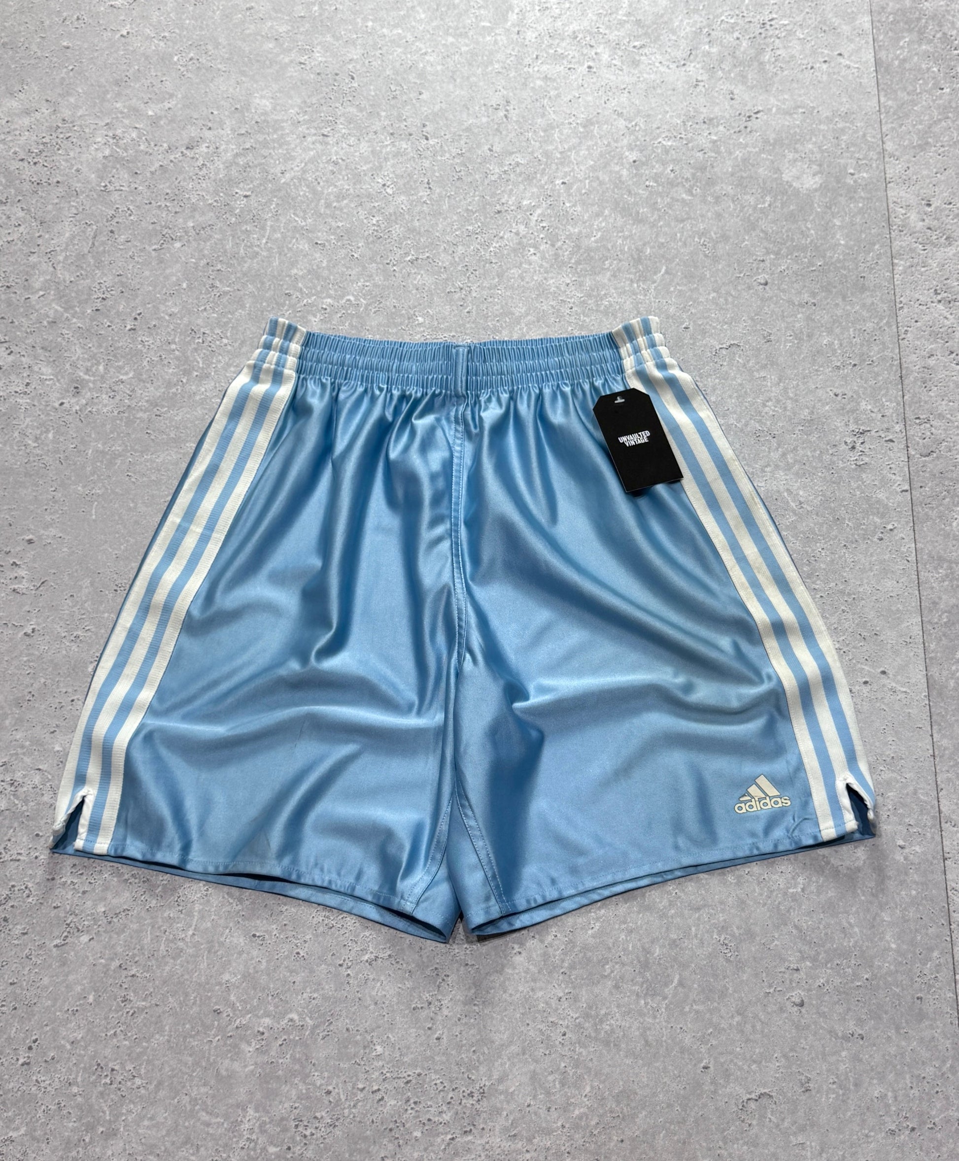Vintage 2000s Adidas Track Shorts (M)
