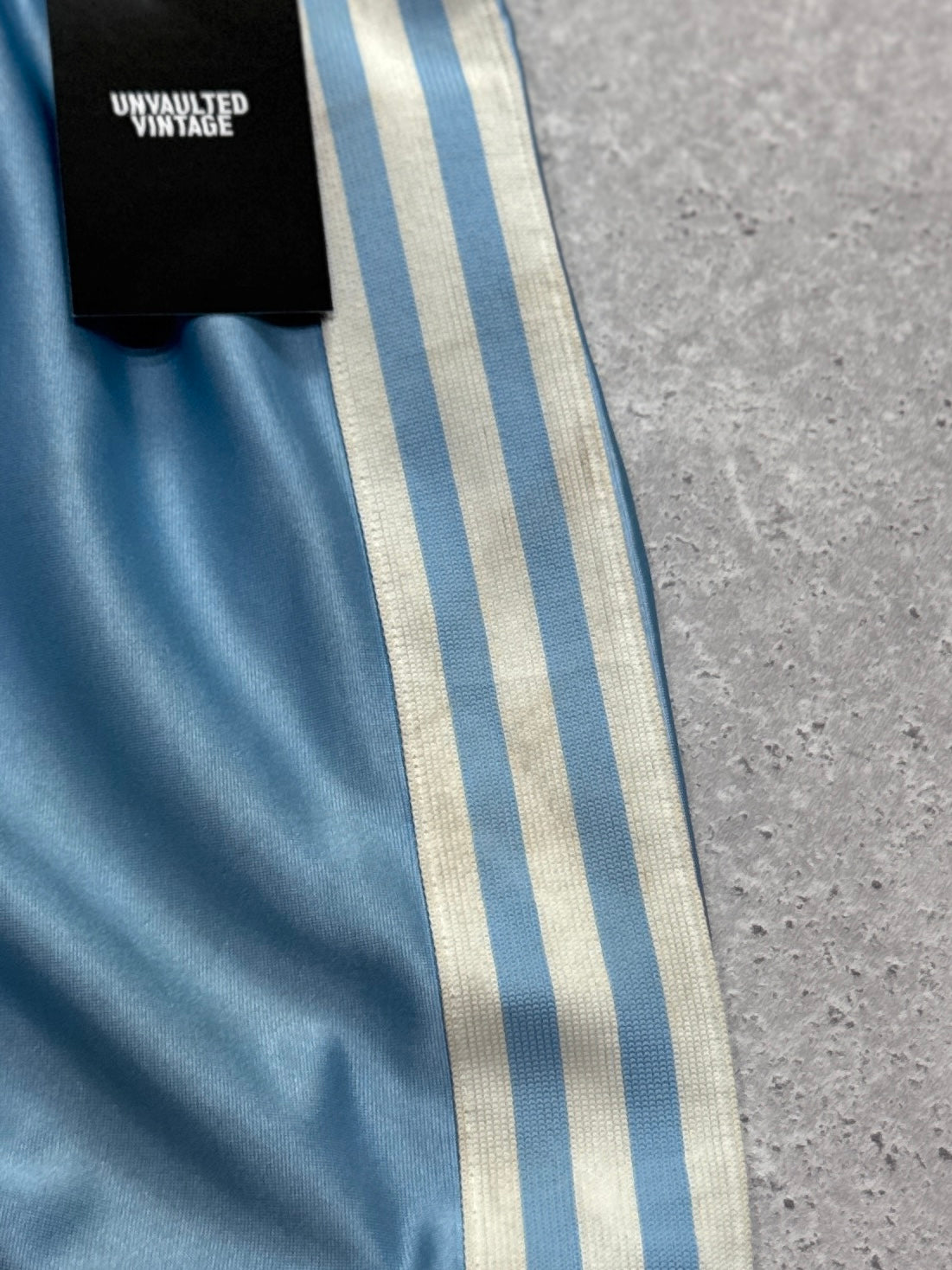Vintage 2000s Adidas Track Shorts (M)