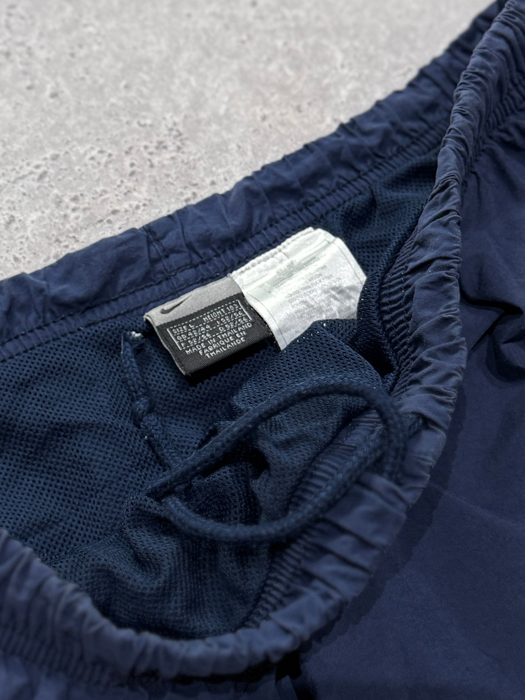 Vintage 2000s Nike Track Shorts (L)