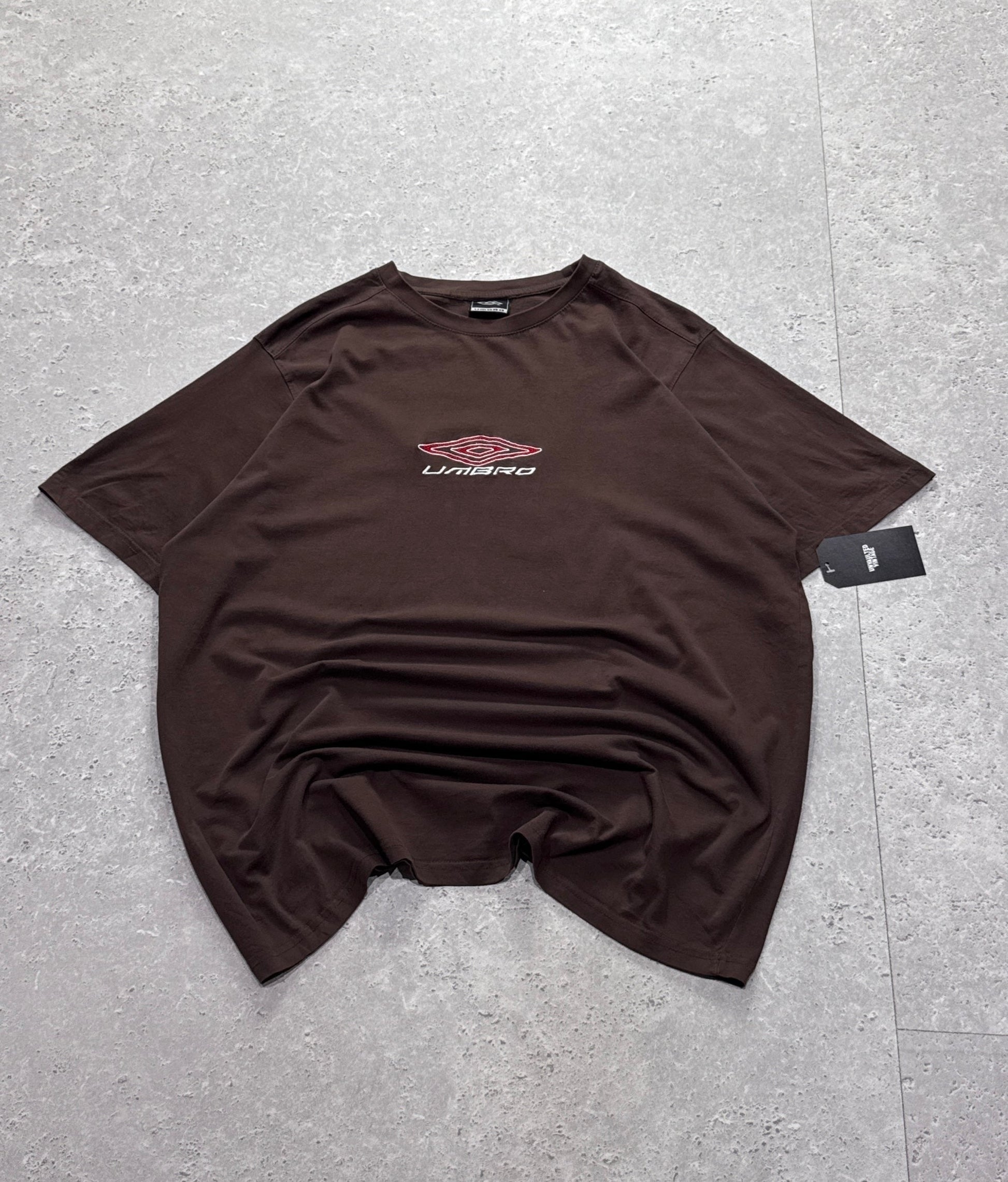 Vintage 2000s Umbro Embroidered Tee (XL)