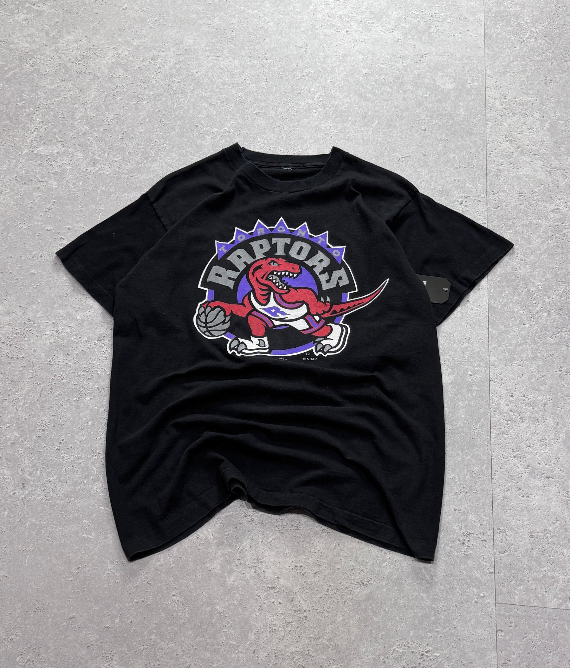 Vintage 90s Toronto Raptors NBA Tee (L)