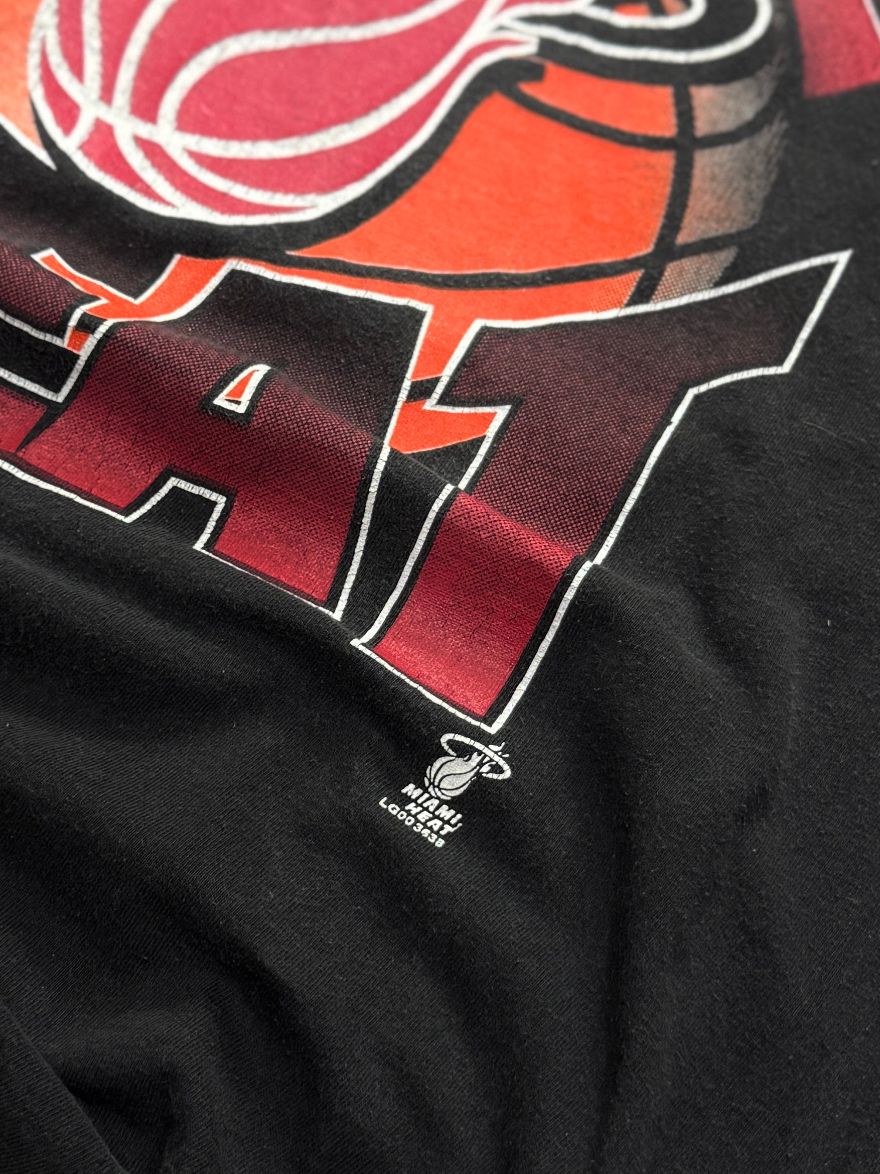 Vintage 90s Miami Heat NBA Tee (L)