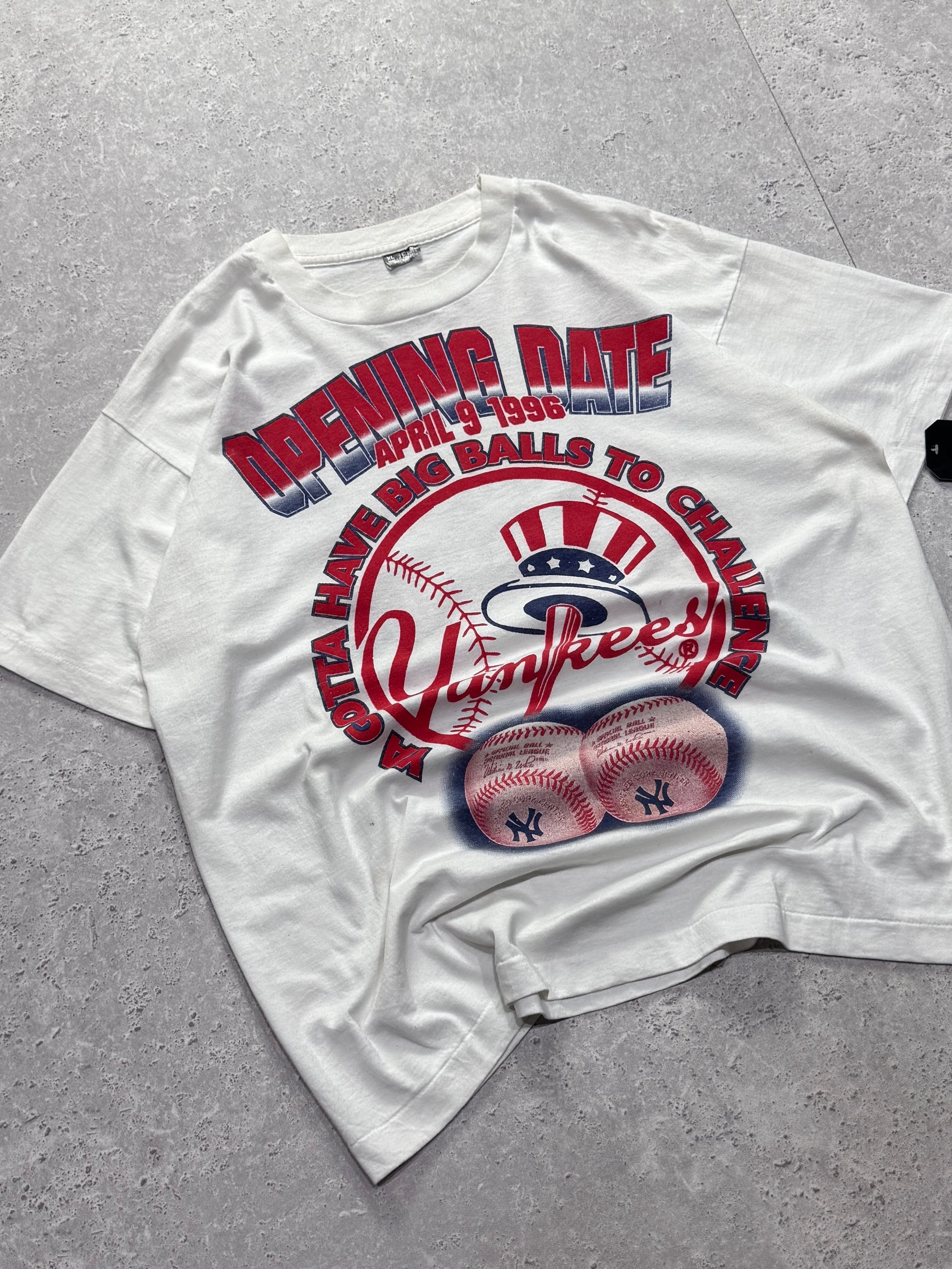Vintage 1996 New York Yankees MLB Graphic Tee (XL)