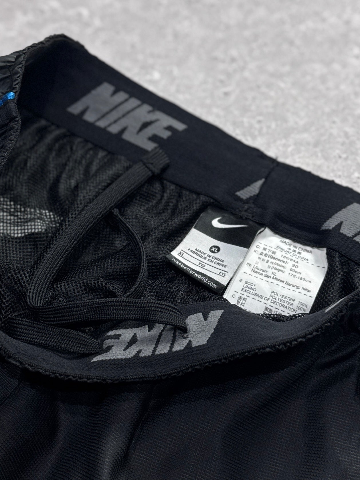 Vintage 2000s Nike Track Pants (XL)