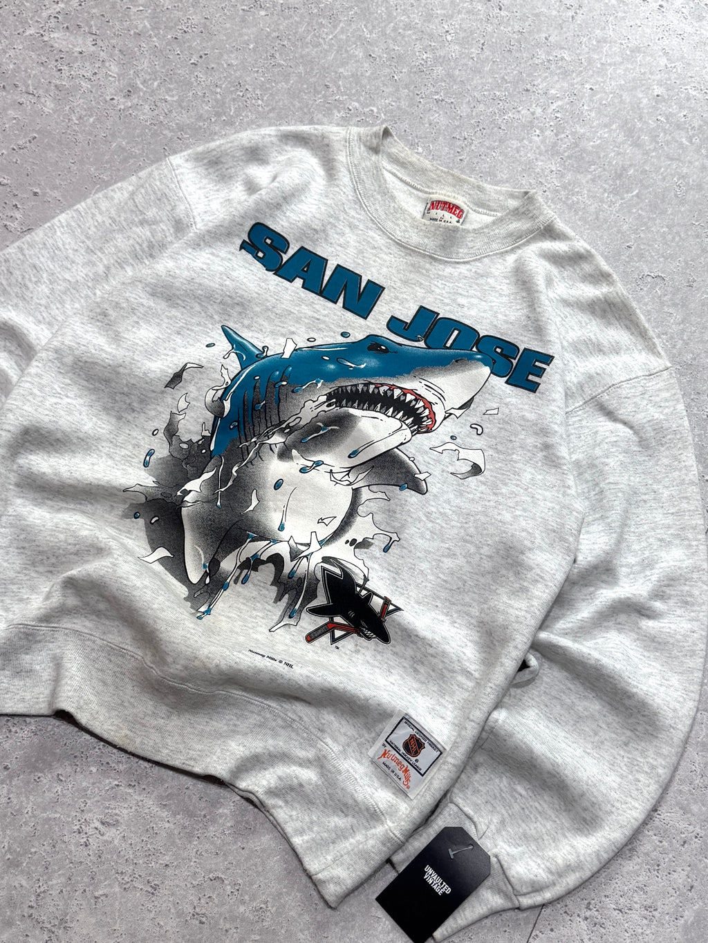 Vintage 90s Nutmeg X San Jose Sharks NHL Breakthrough Sweater (M)
