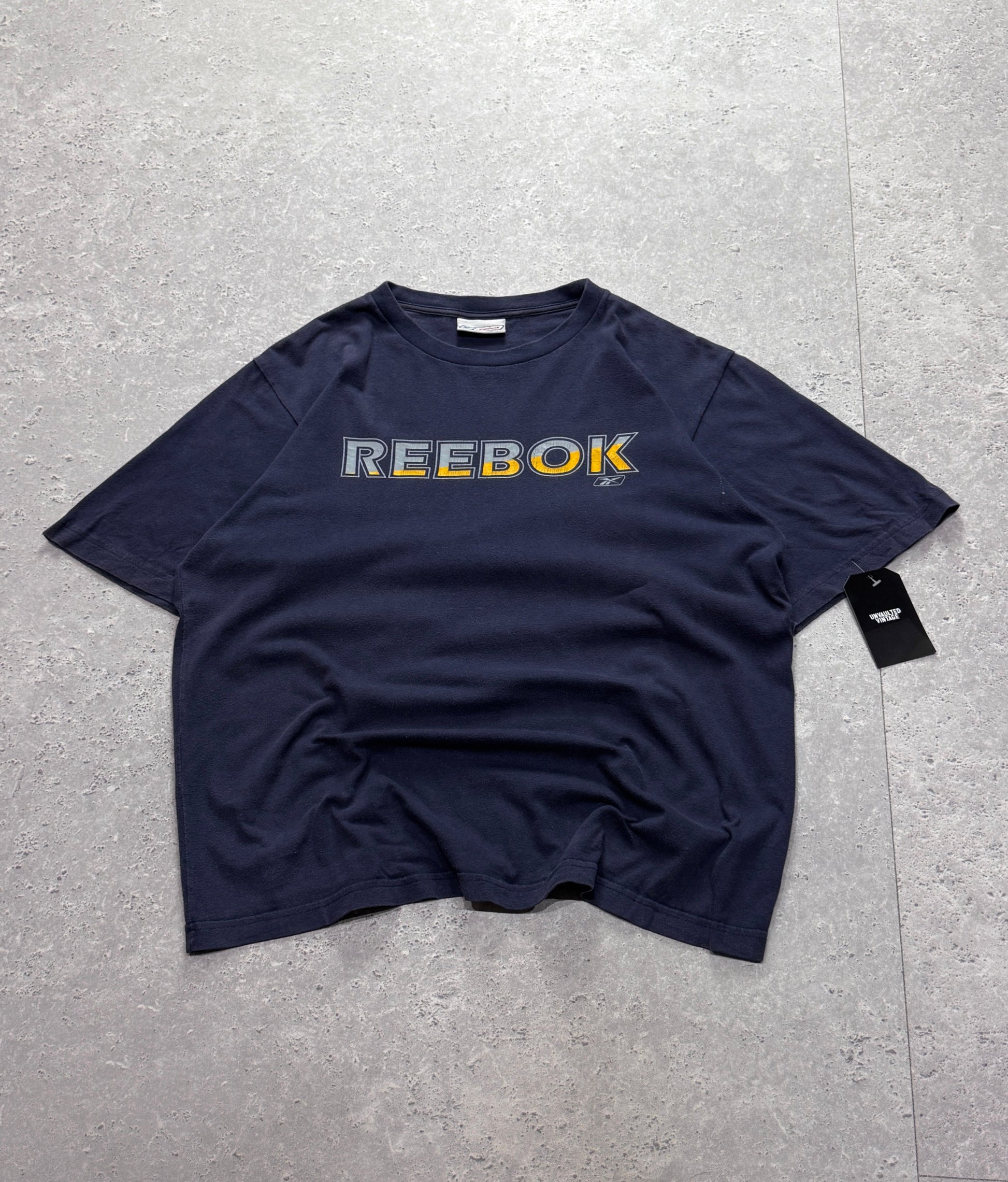 Vintage 2000s Reebok Spellout Tee (M)