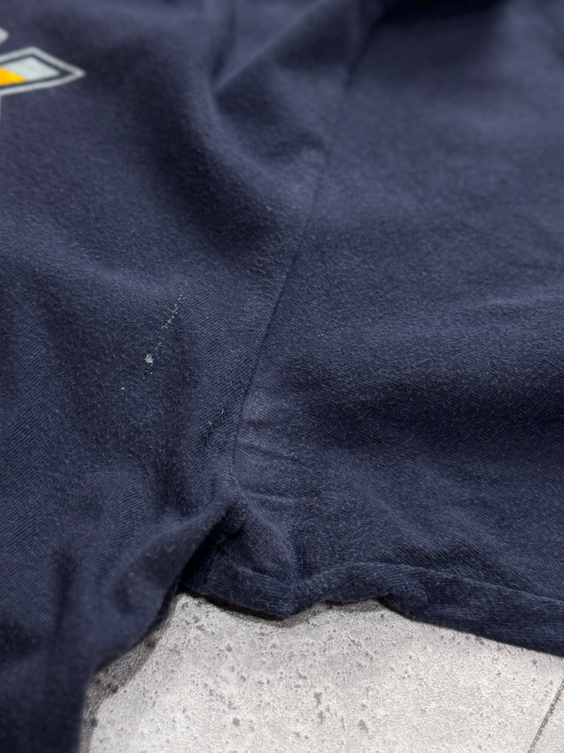 Vintage 2000s Reebok Spellout Tee (M)