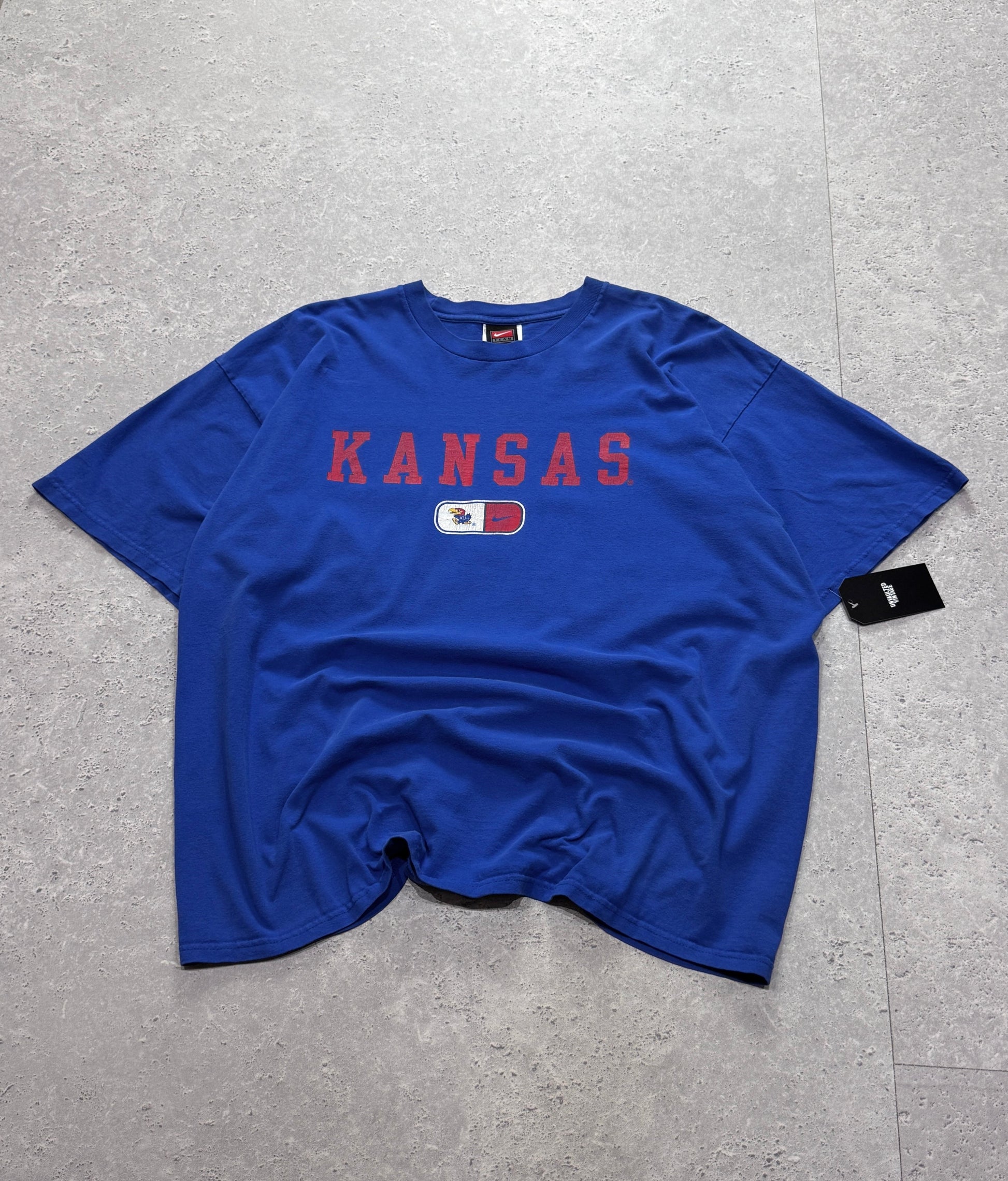 Vintage 2000s Nike X Kansas Jayhawks Tee (XL)