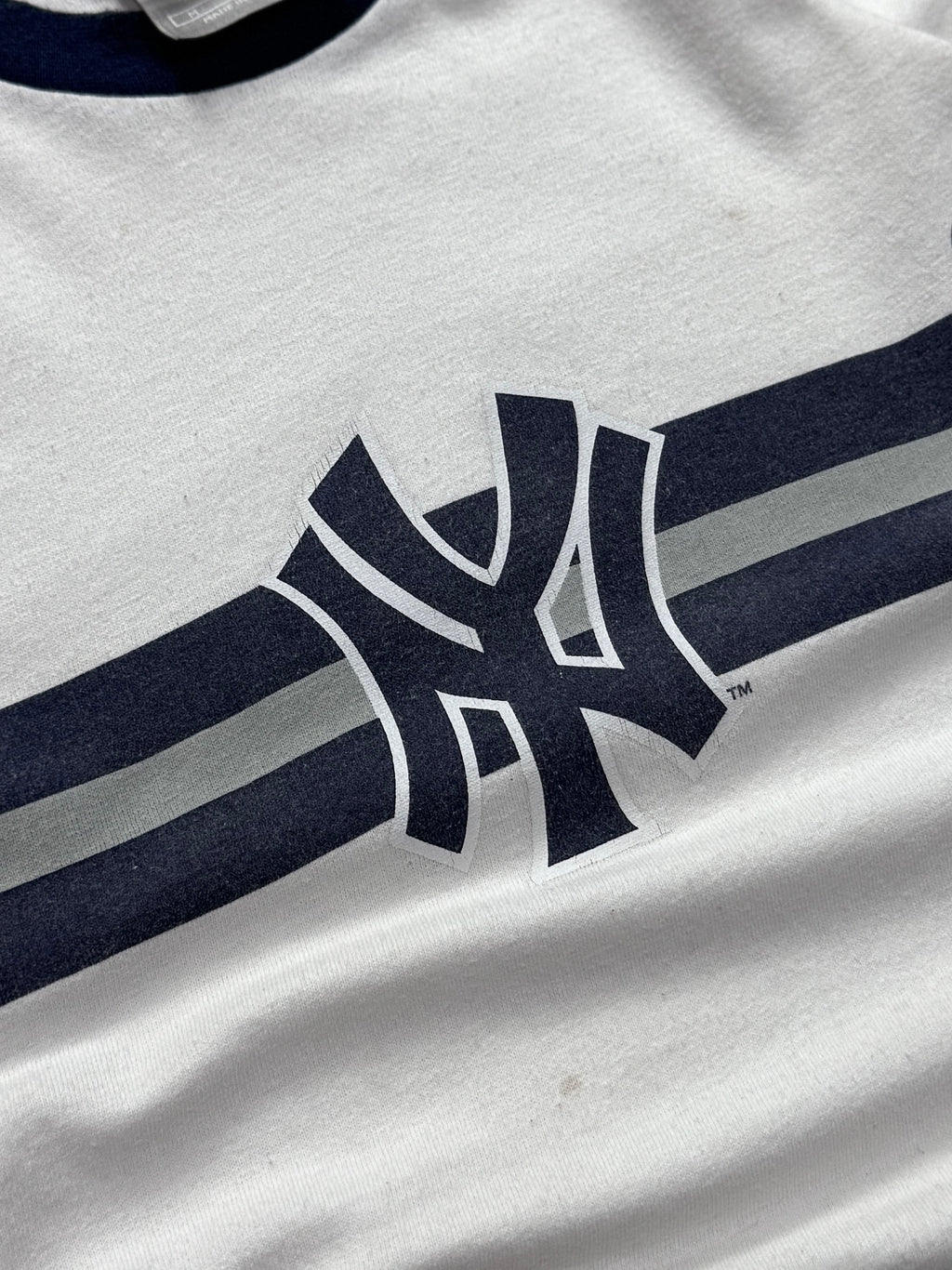 Vintage 2000s Nike X New York Yankees MLB Tee (M)