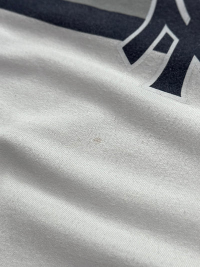 Vintage 2000s Nike X New York Yankees MLB Tee (M)