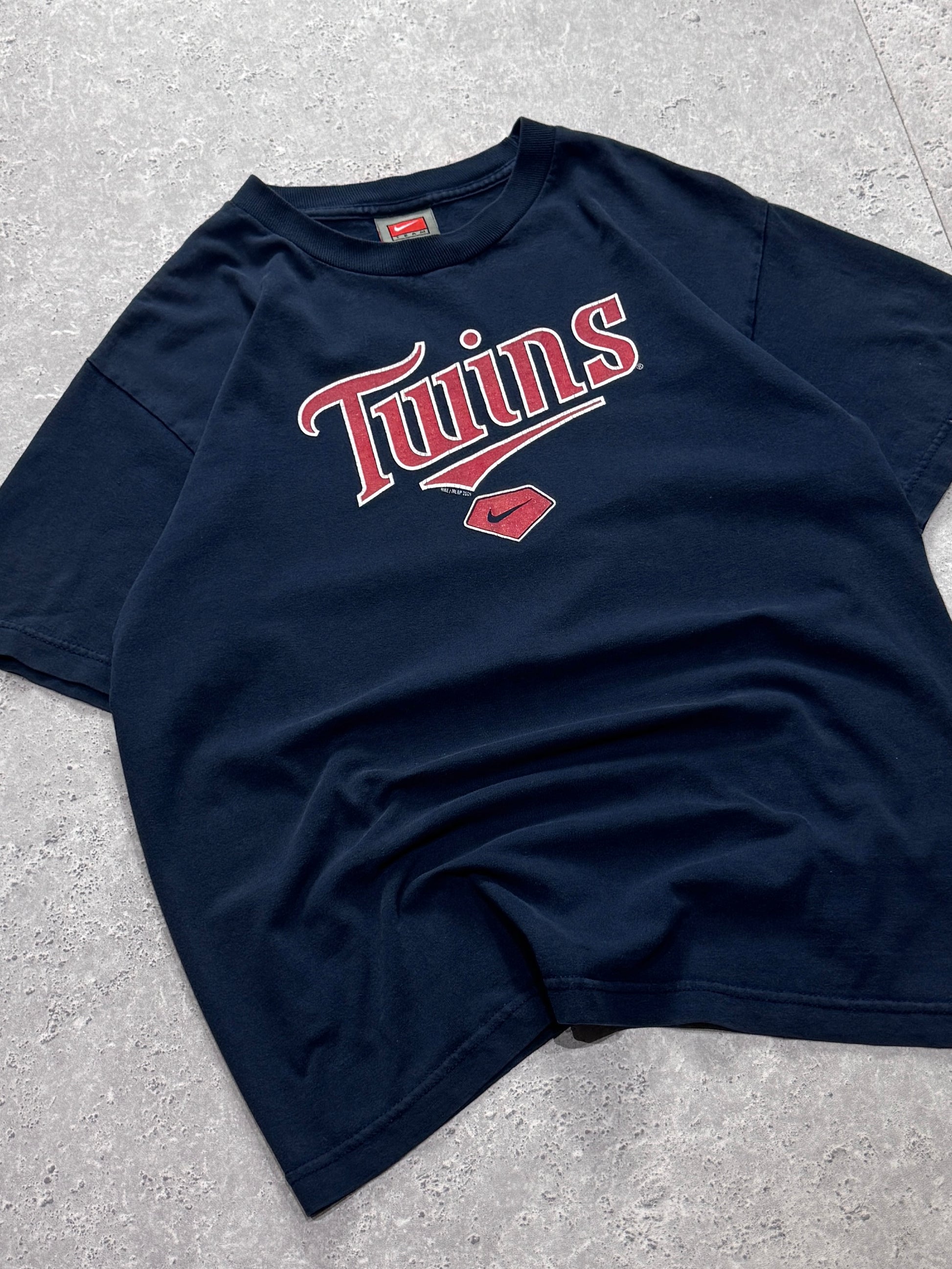 Vintage 2000s Nike X Minnesota Twins MLB Tee (M)