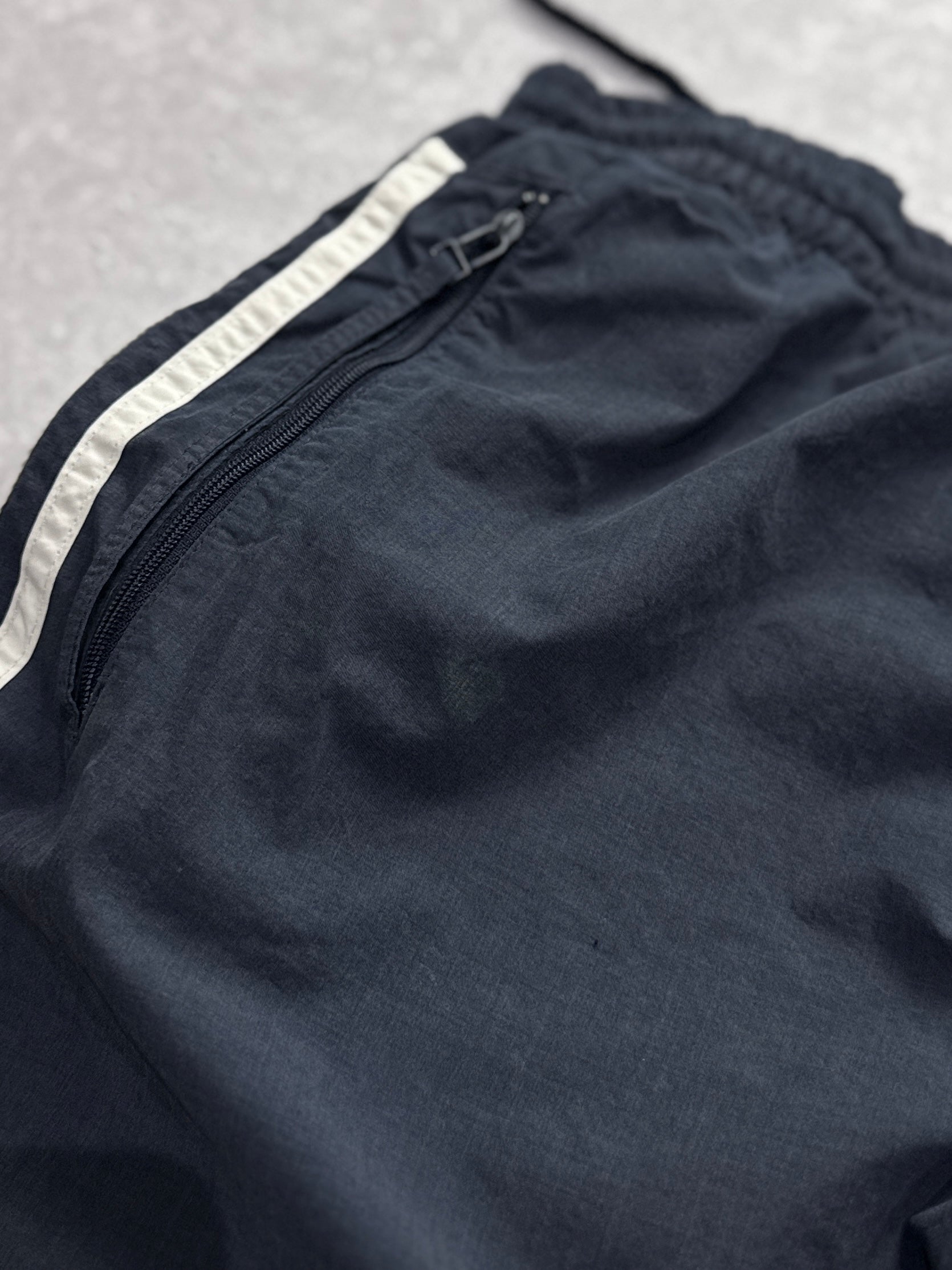 Vintage 2000s Adidas 3/4 Track Shorts (M)
