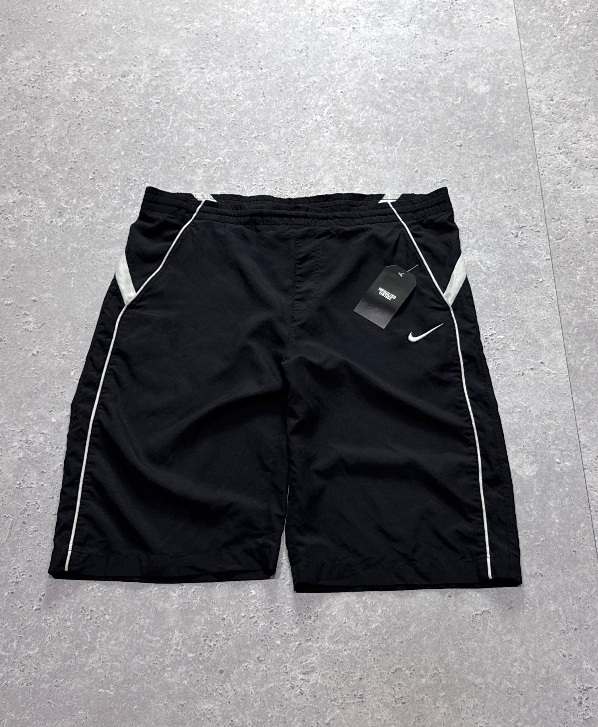 Vintage 2000s Nike Track Shorts (XL)