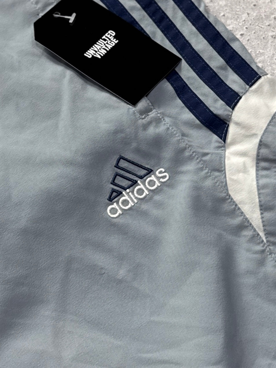 Vintage 2000s Adidas Track Shorts (M)