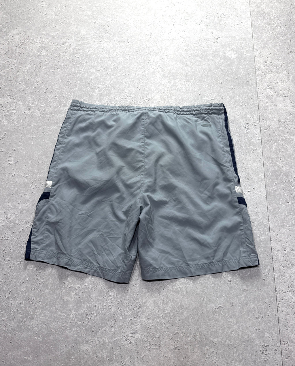 Vintage 2000s Adidas Track Shorts (M)