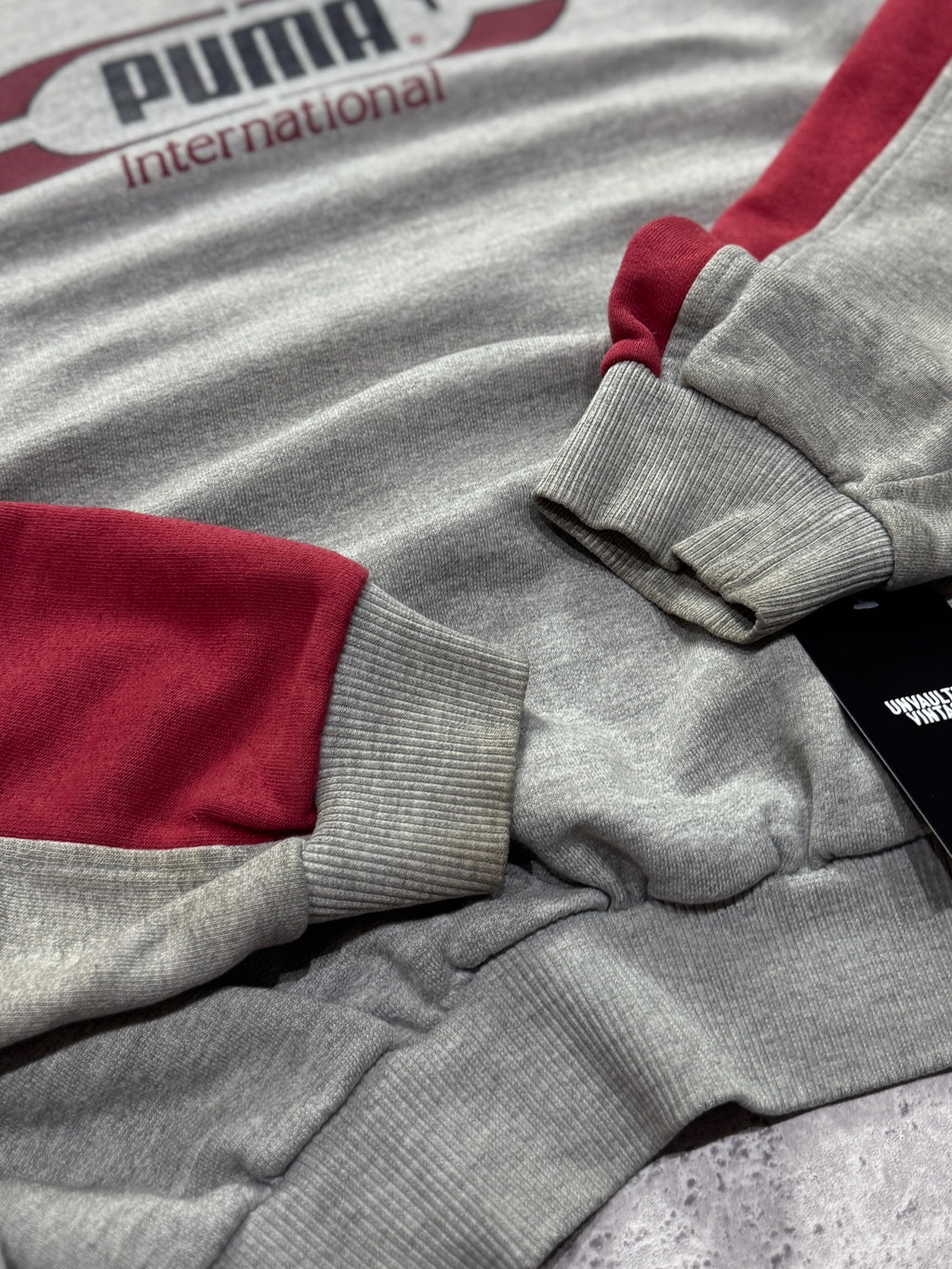 Vintage 90s Puma International Sweater (L)