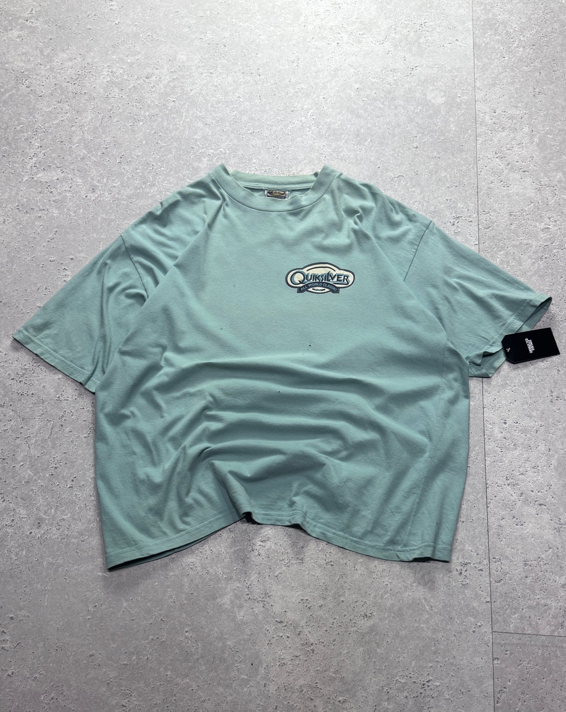 Vintage 90s Quiksilver All World Classic Surfwear Tee (XL)