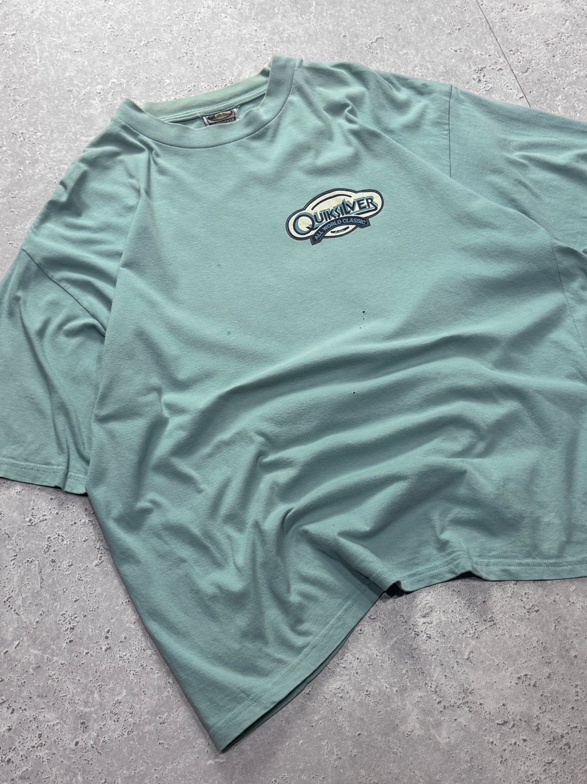 Vintage 90s Quiksilver All World Classic Surfwear Tee (XL)