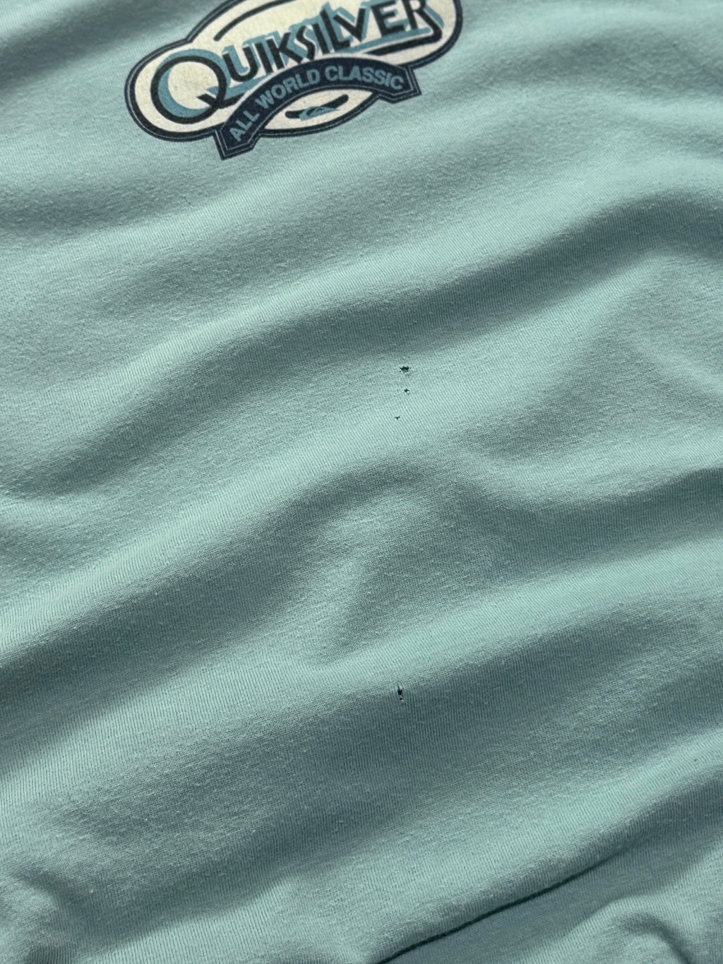 Vintage 90s Quiksilver All World Classic Surfwear Tee (XL)