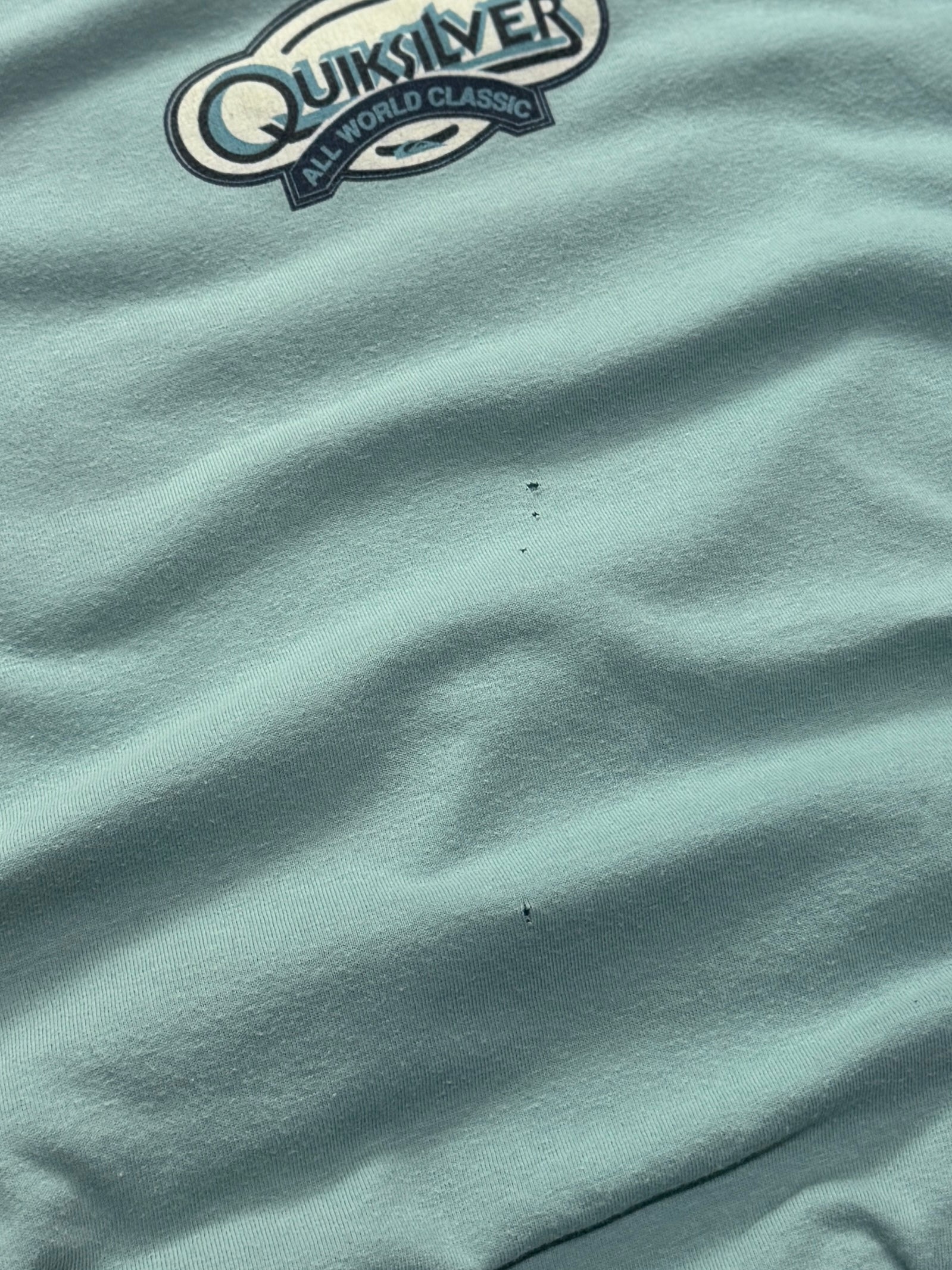 Vintage 90s Quiksilver All World Classic Surfwear Tee (XL)